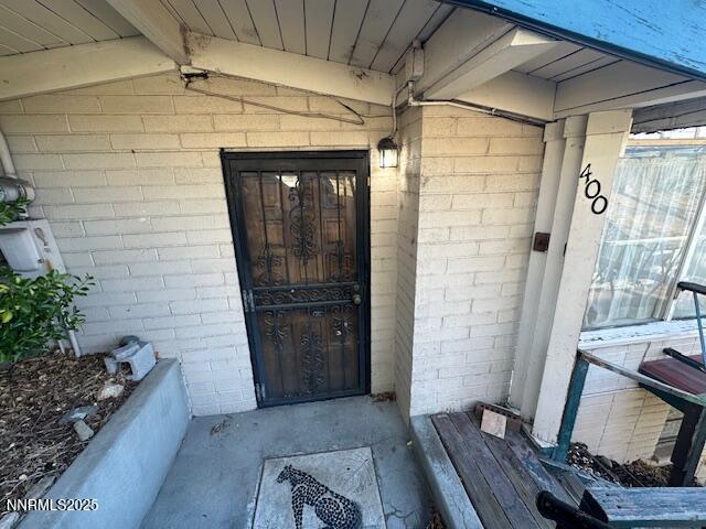 400 Minerva Lane Property Photo 6