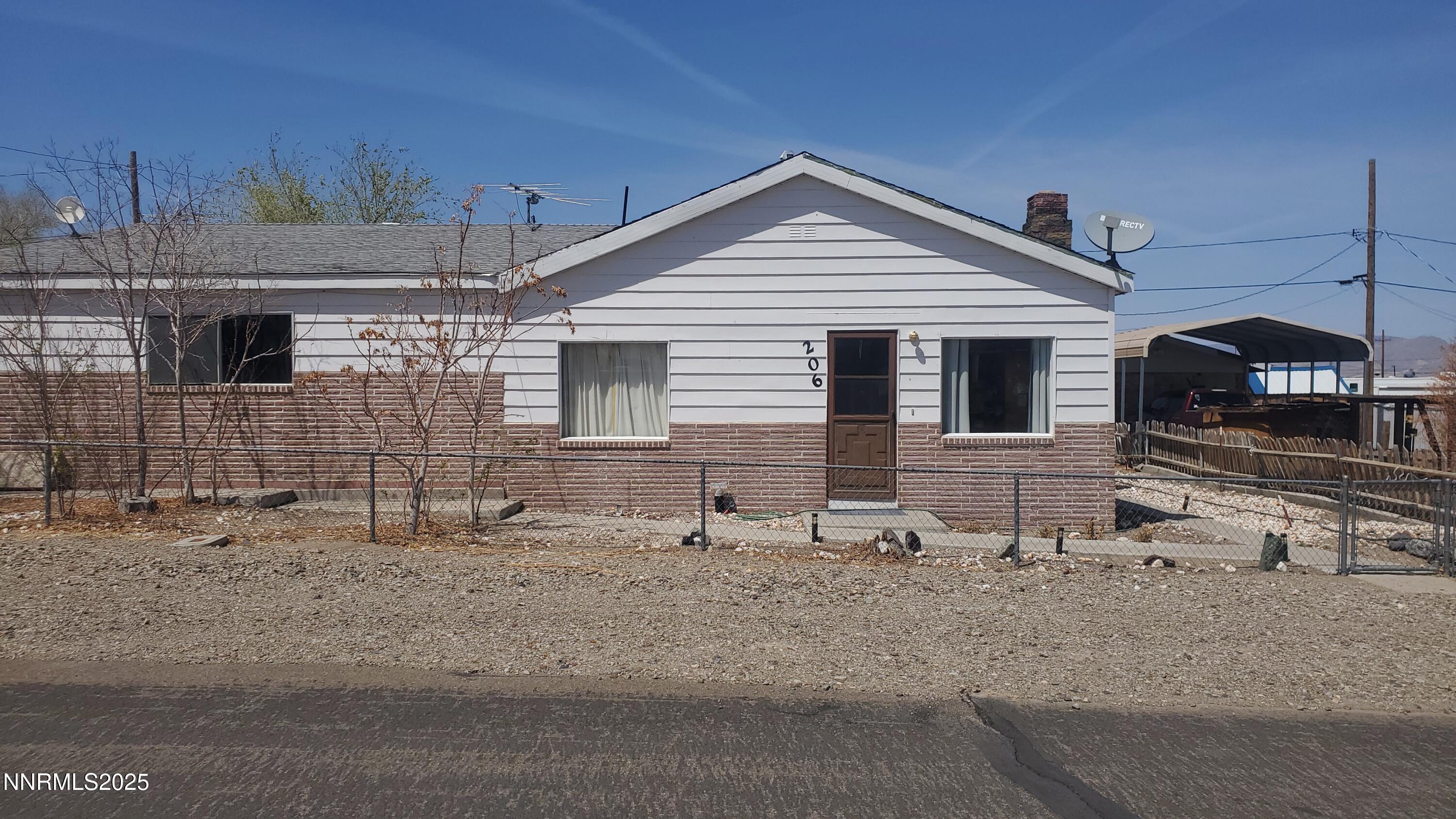 206 12th Street Property Photo 1
