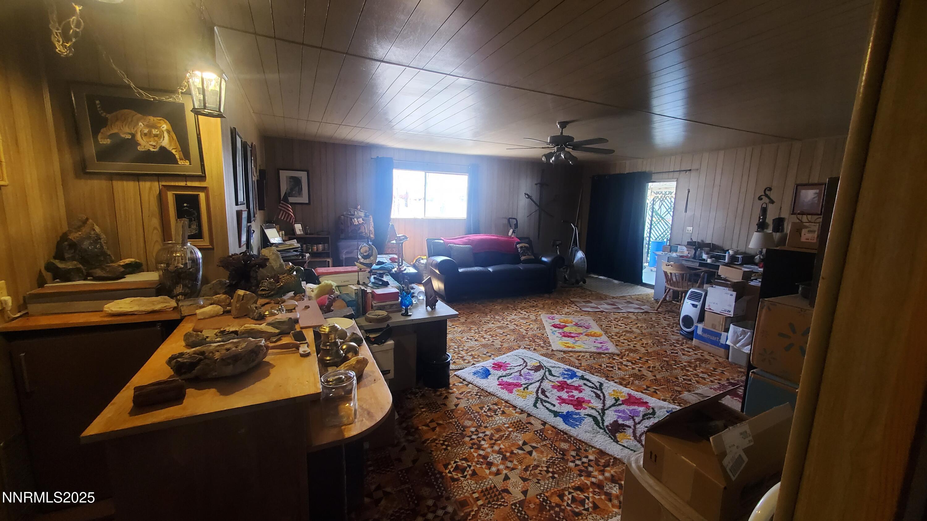 206 12th Street Property Photo 4