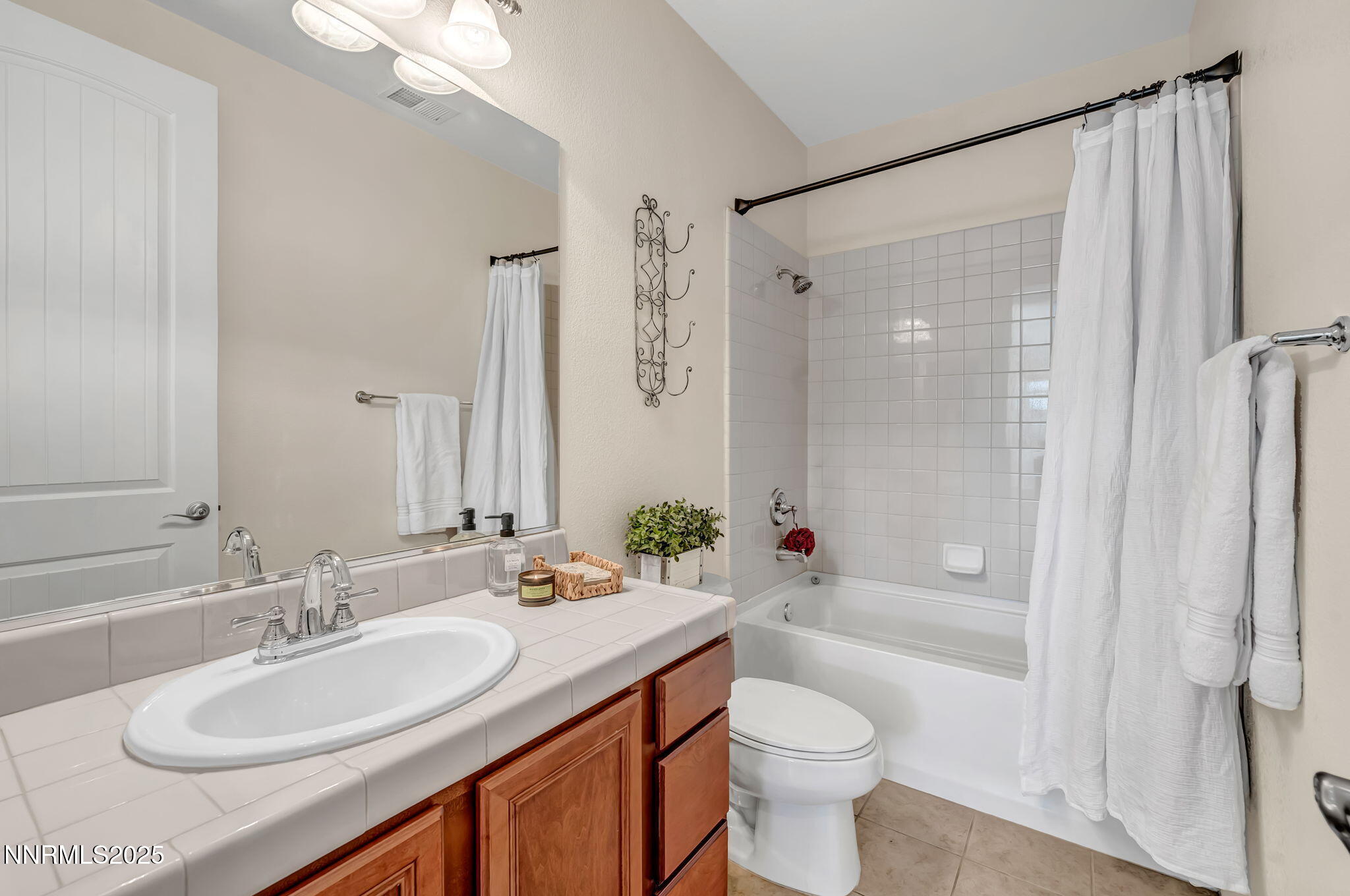 1762 La Cita Way Property Photo 52