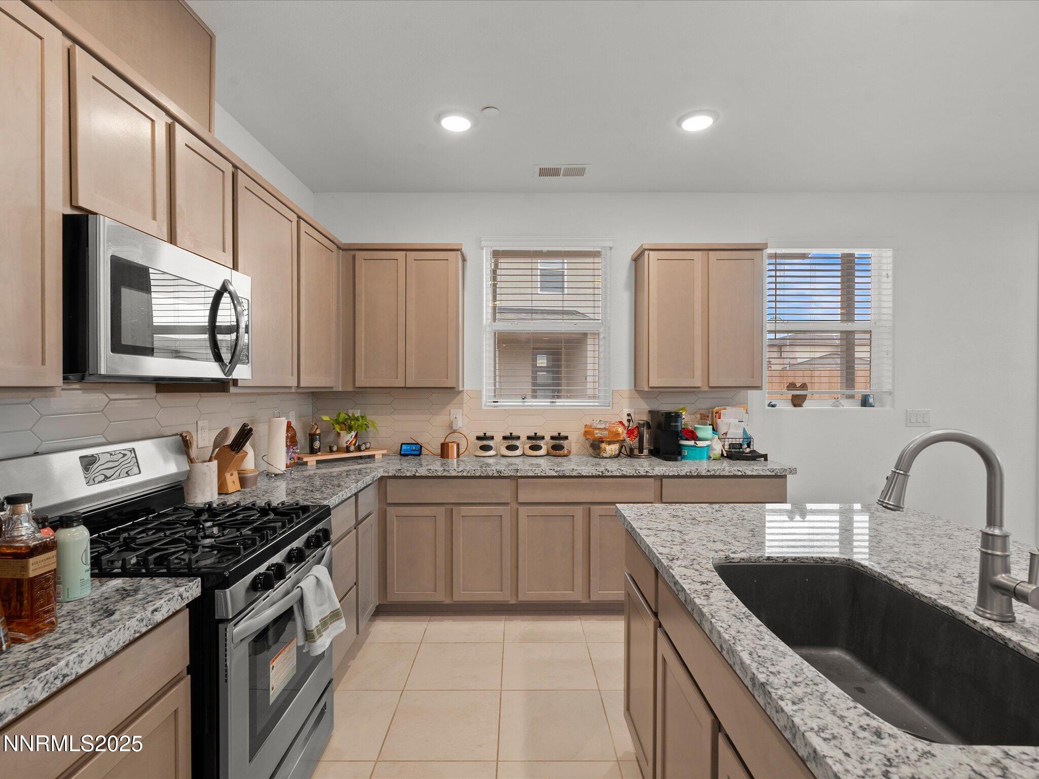 3621 Pulsar Lane Unit 2 Property Photo 15