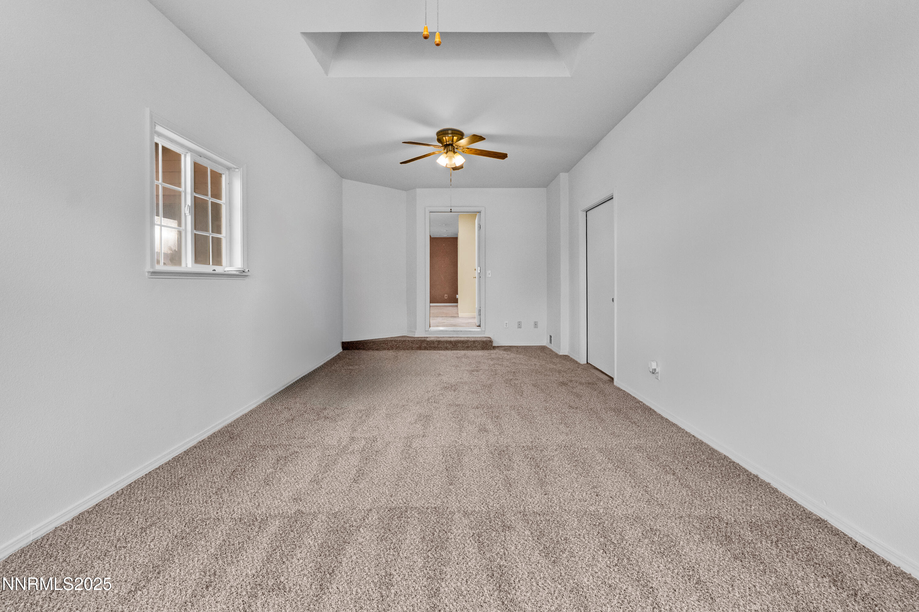 647 Castle Way Property Photo 6