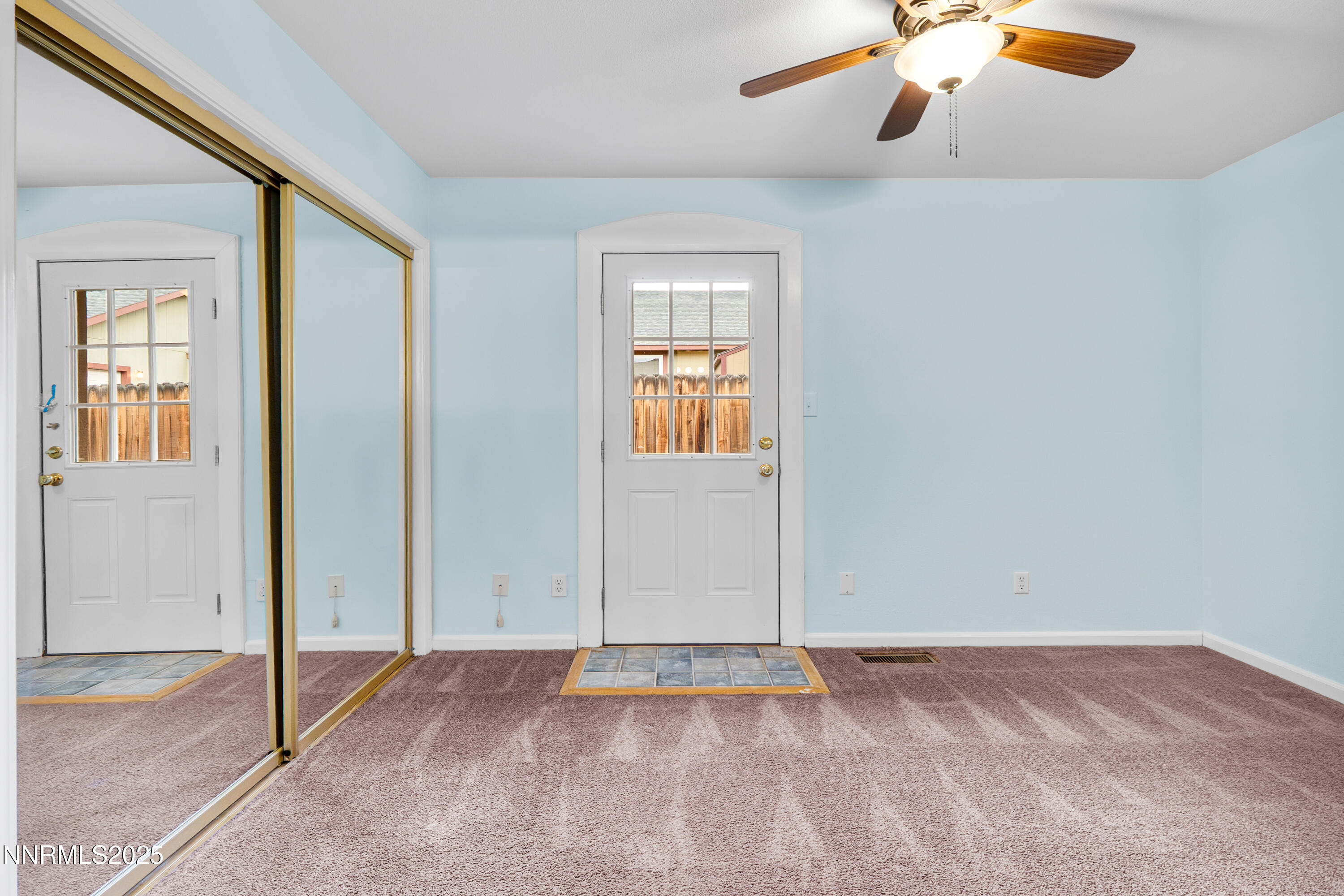 647 Castle Way Property Photo 12