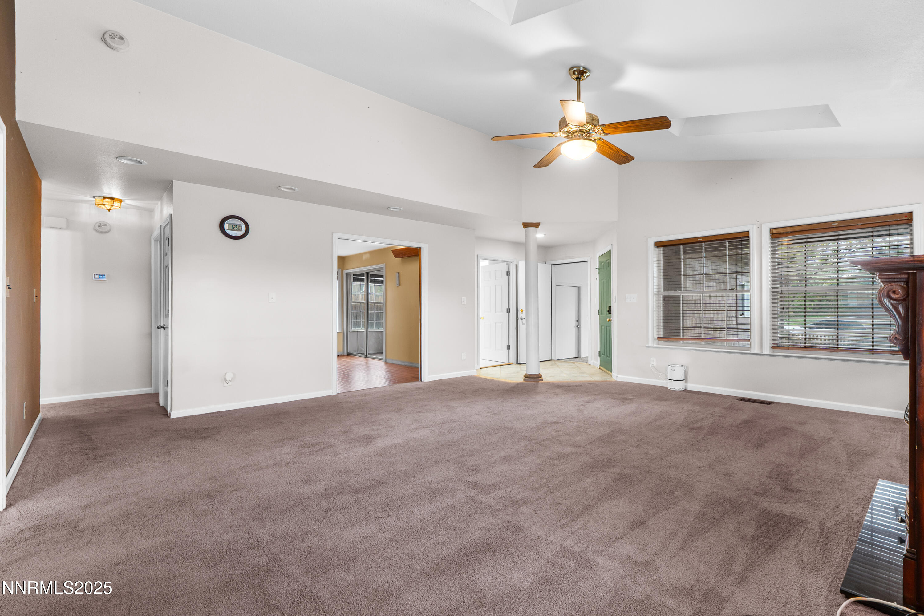 647 Castle Way Property Photo 19