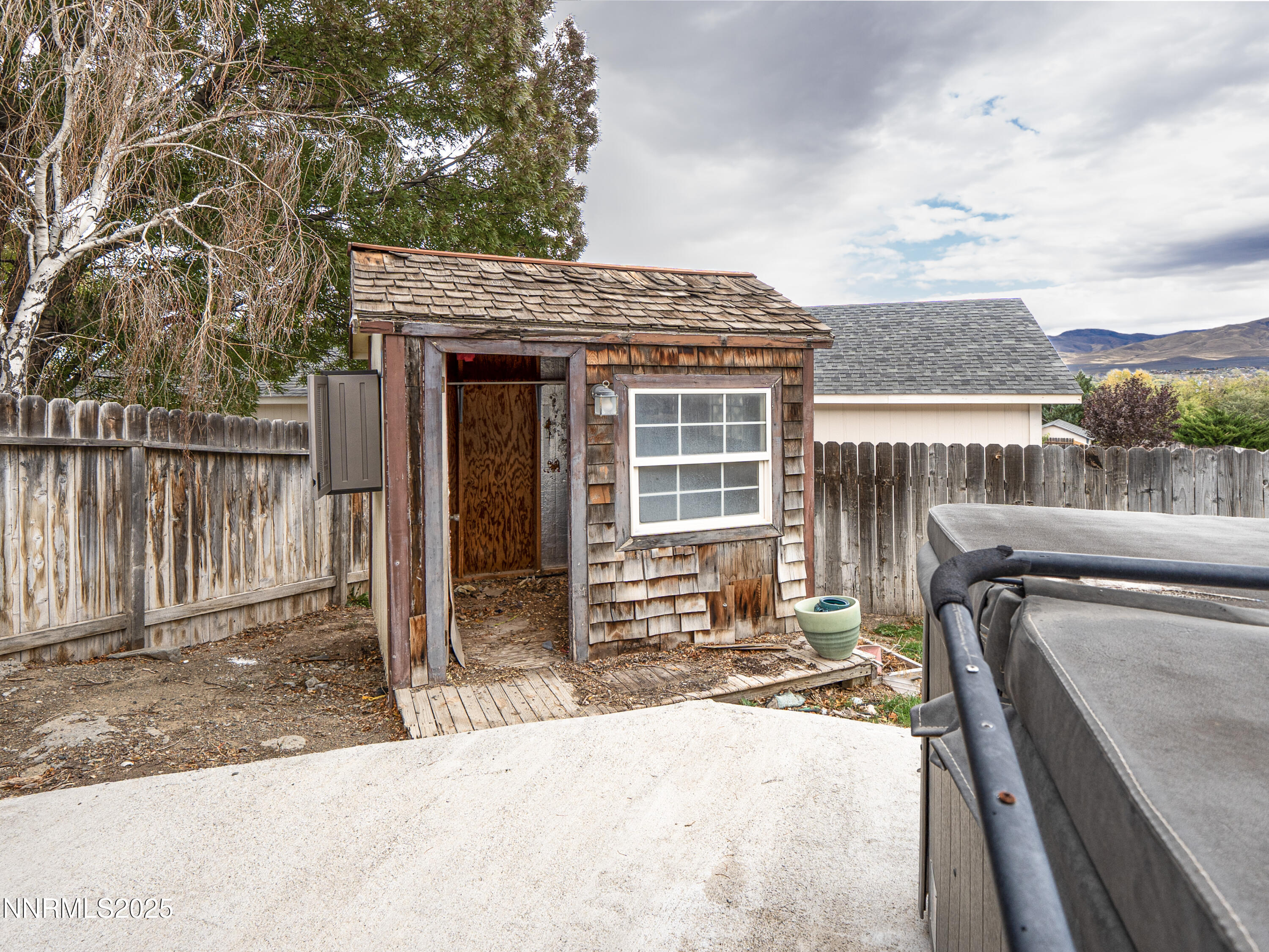 647 Castle Way Property Photo 37