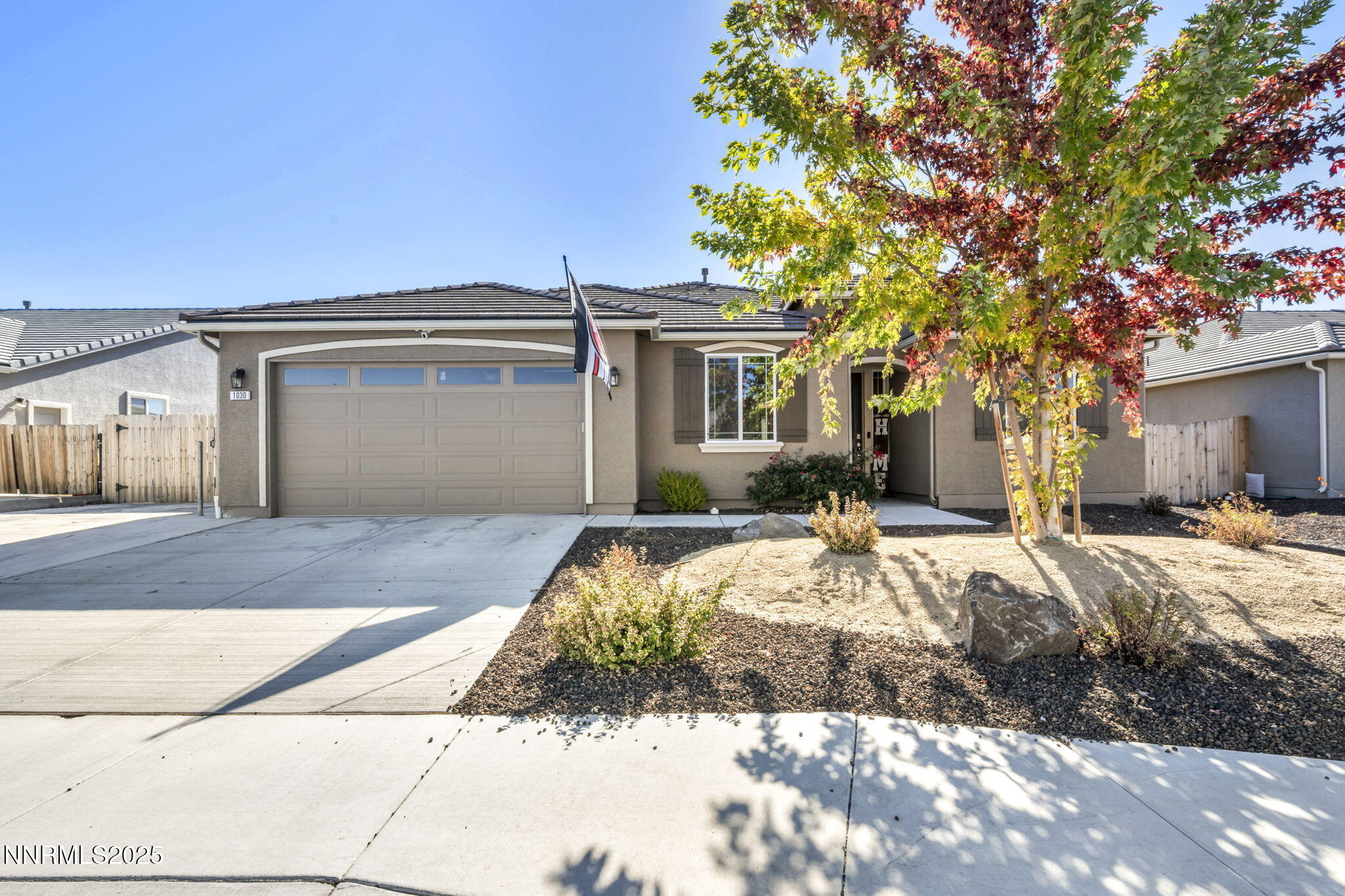 1030 Garden Pond Way Property Photo 3