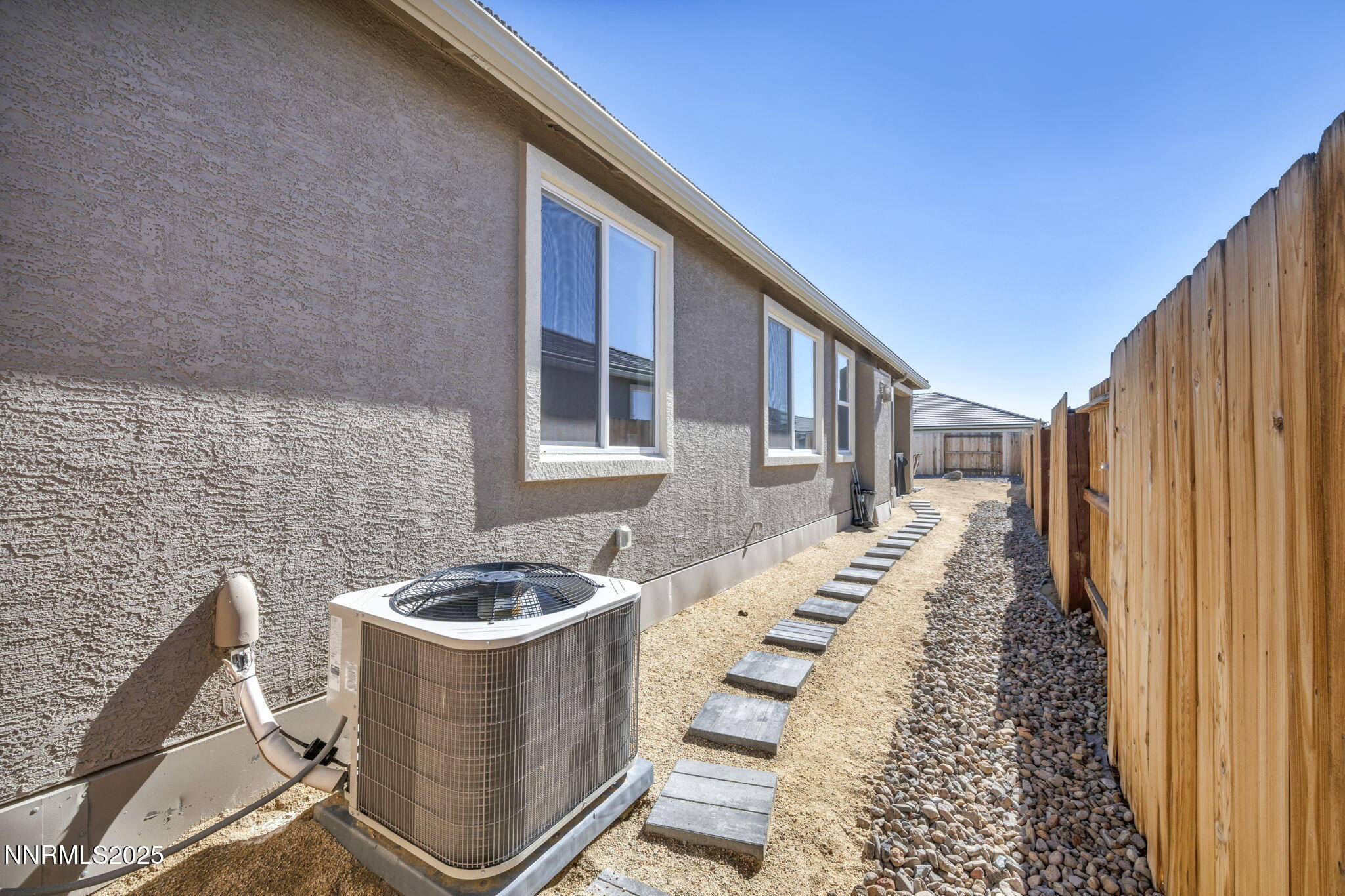 1030 Garden Pond Way Property Photo 10