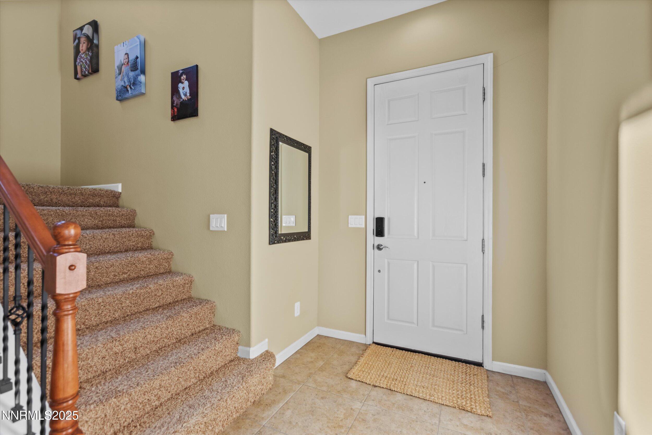 10900 Serratina Drive Property Photo 4