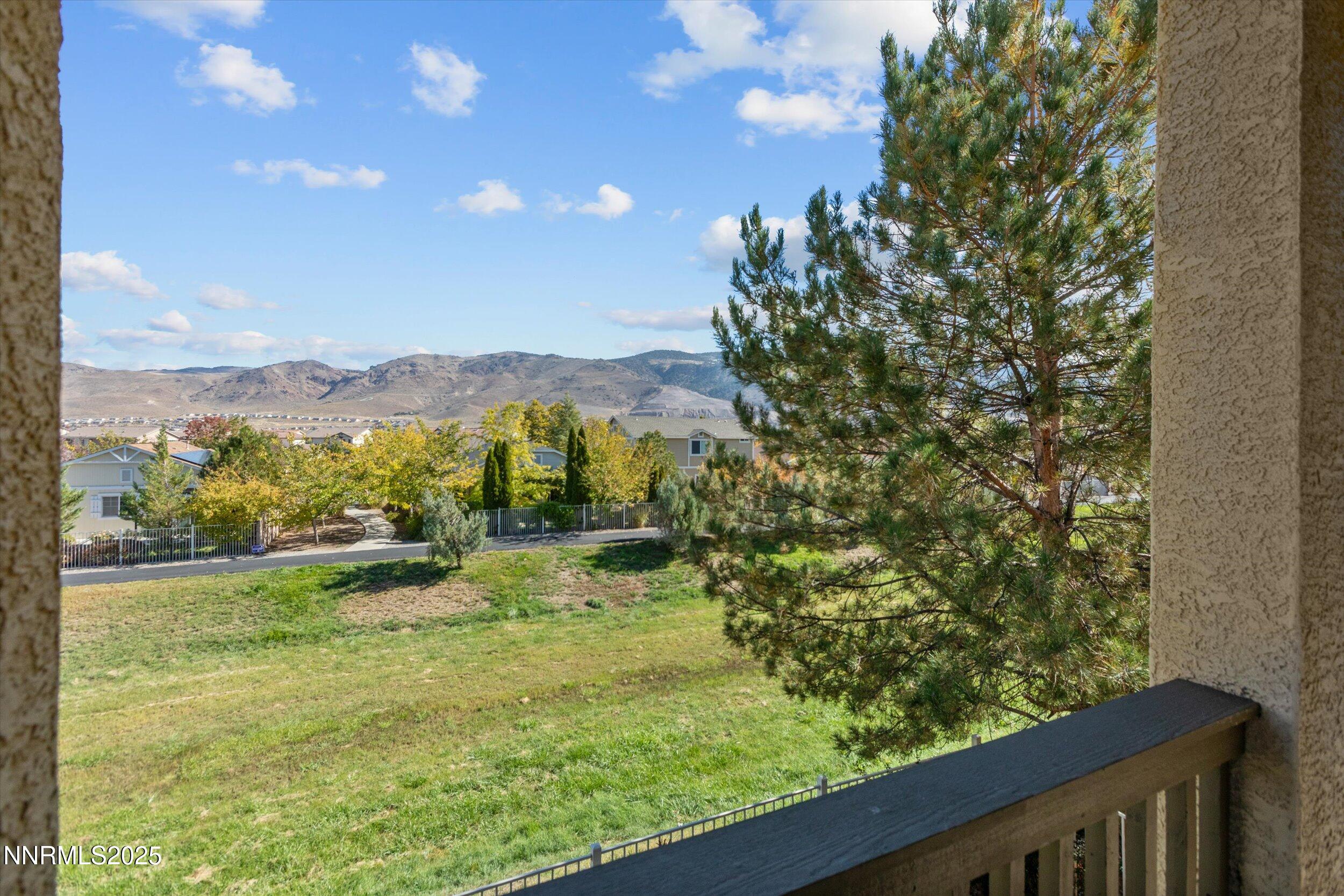 10900 Serratina Drive Property Photo 42