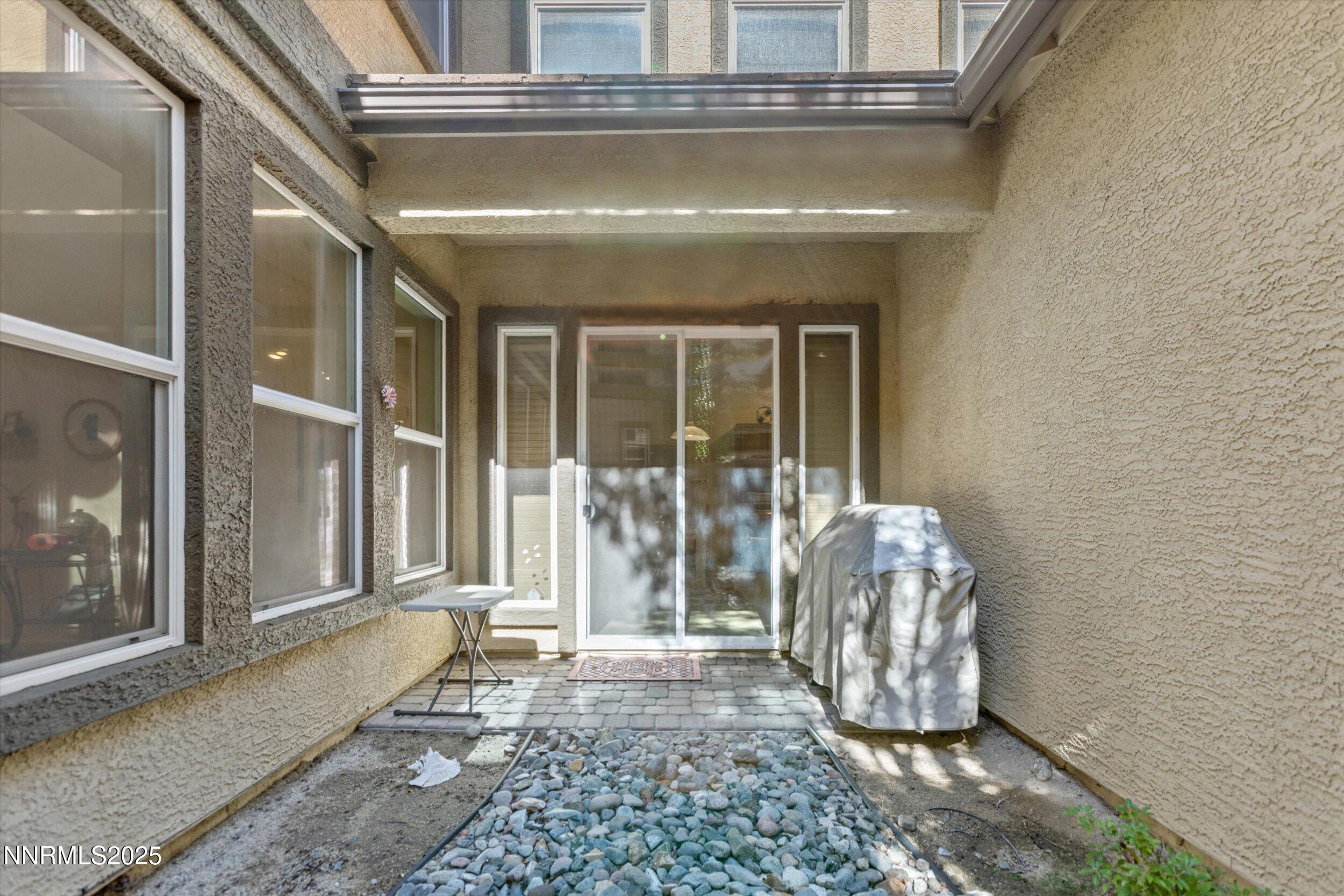 10900 Serratina Drive Property Photo 43