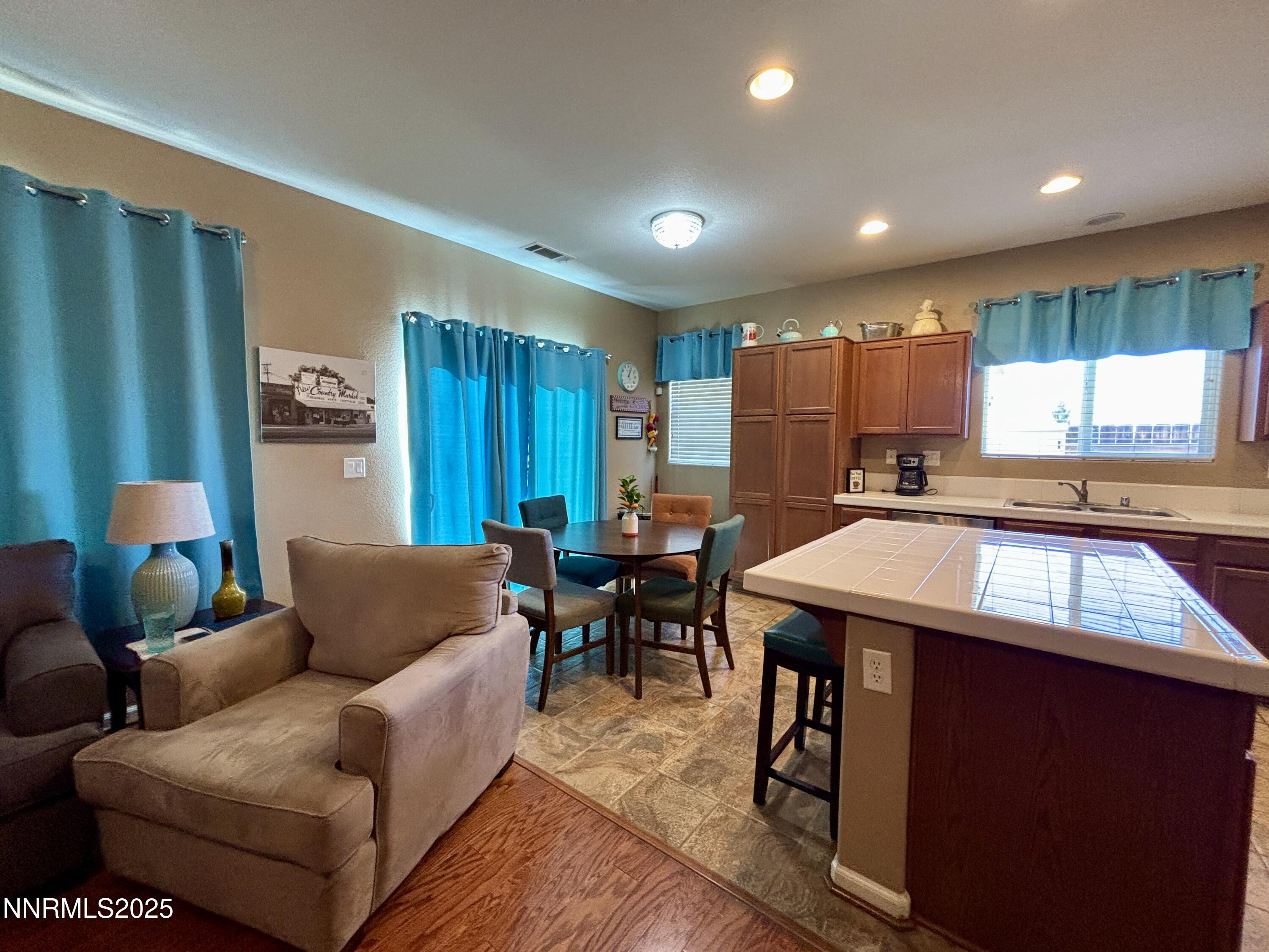 610 Sun Mesa Drive Property Photo 5