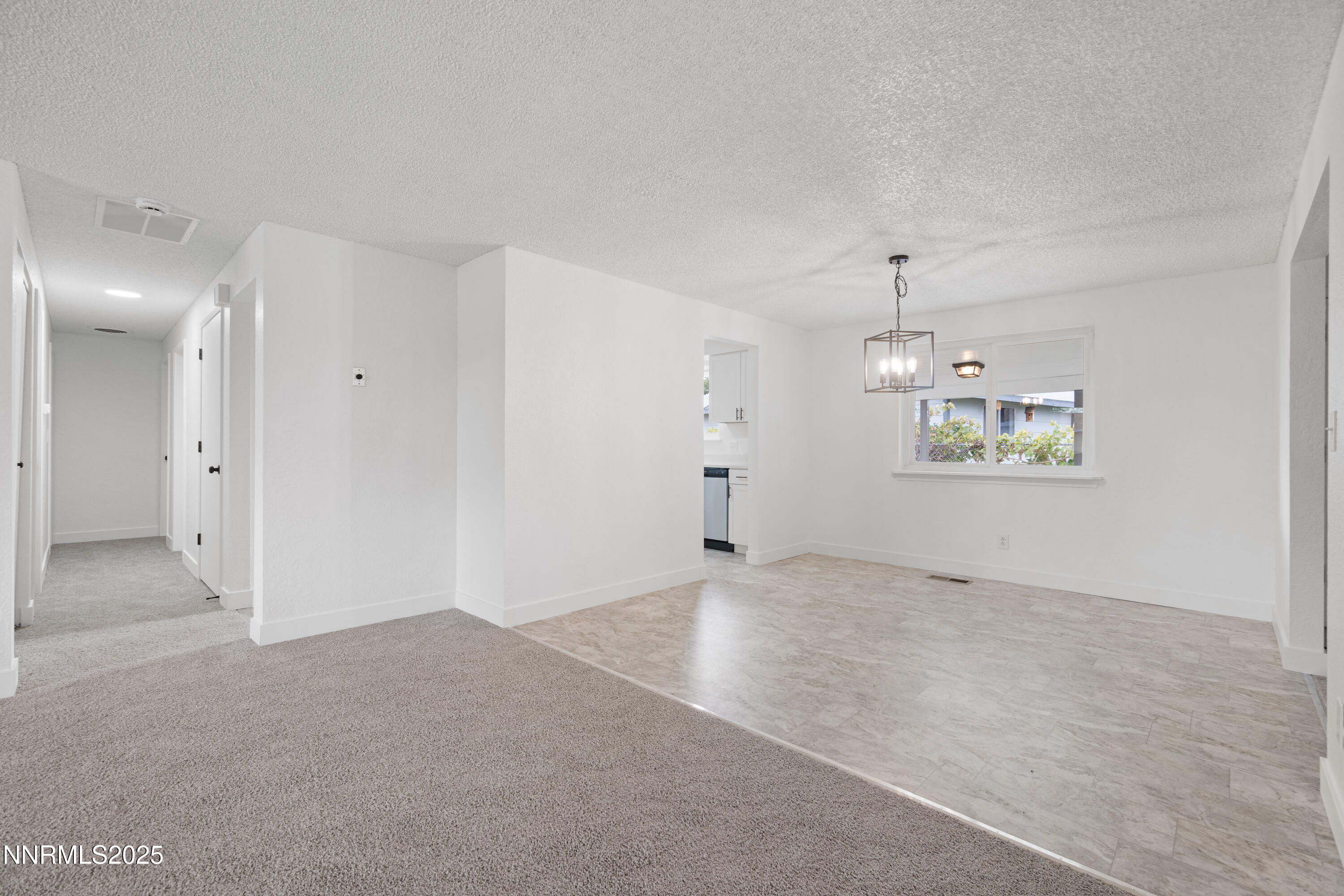 829 Sunset Drive Property Photo 8