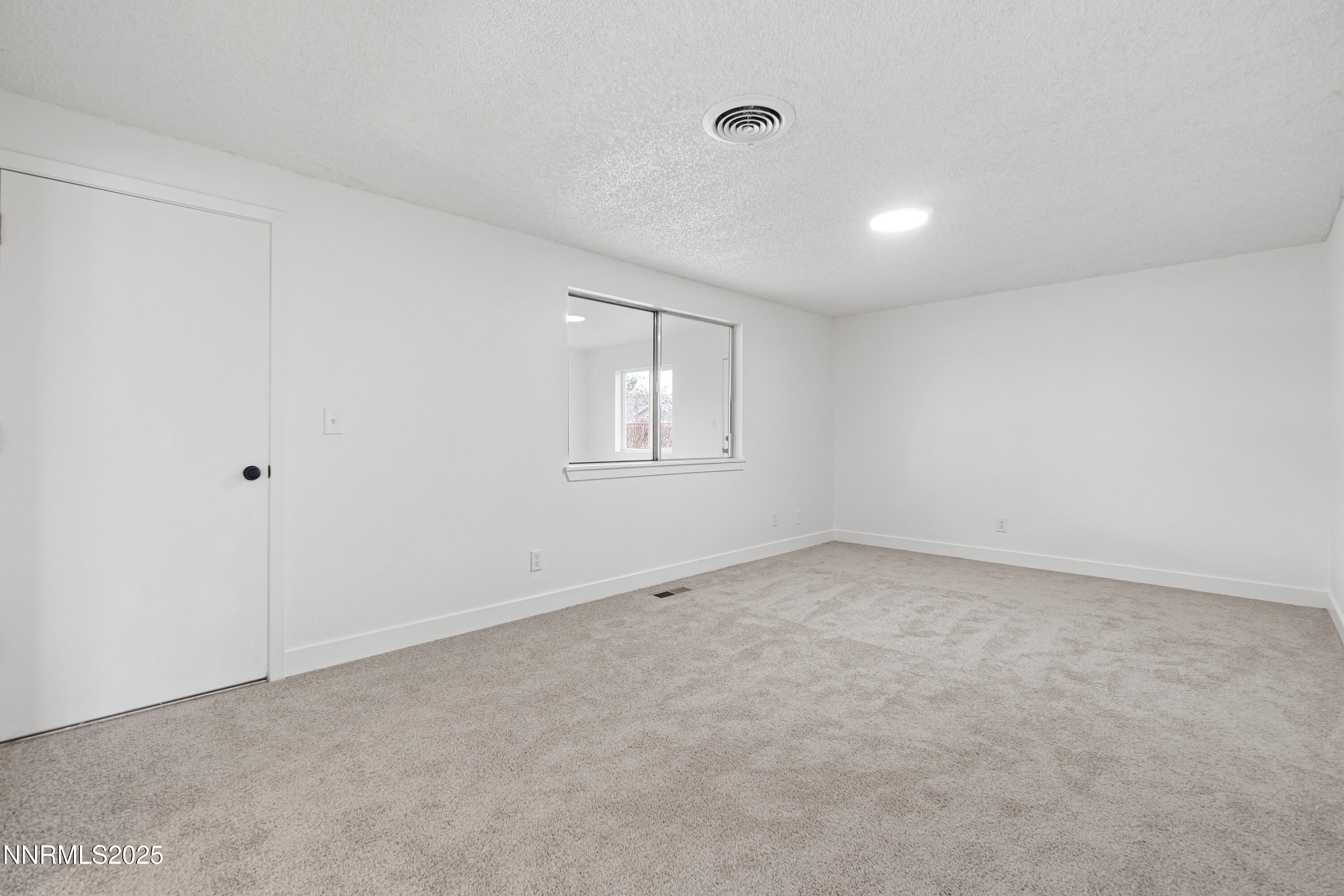 829 Sunset Drive Property Photo 13