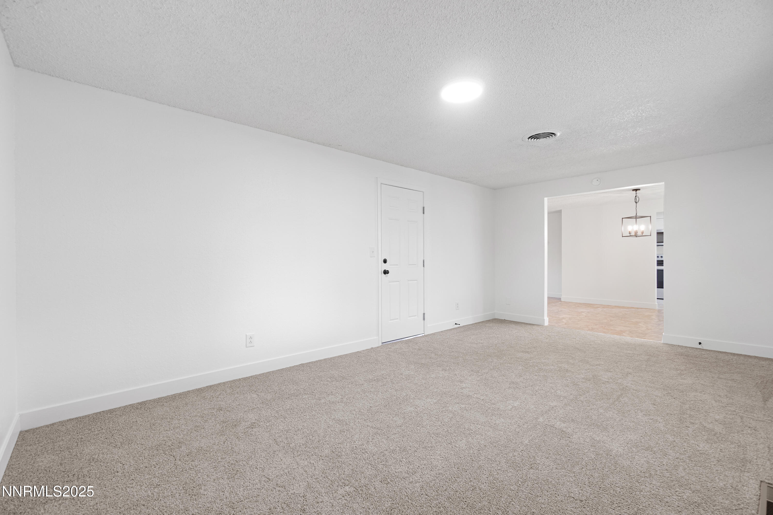 829 Sunset Drive Property Photo 14