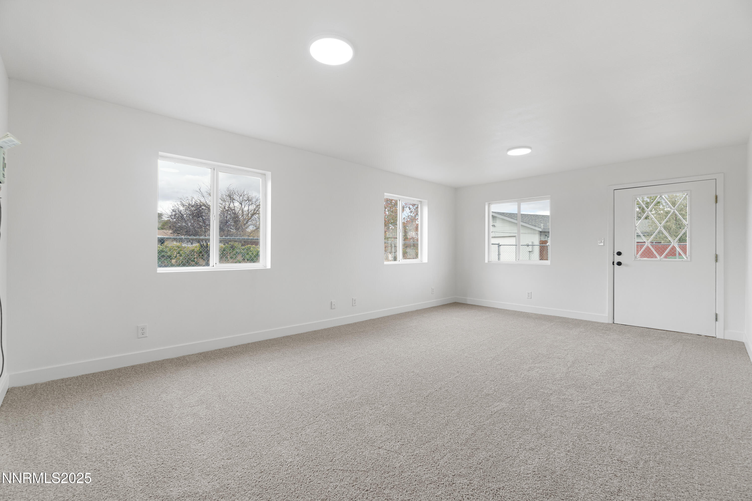 829 Sunset Drive Property Photo 15