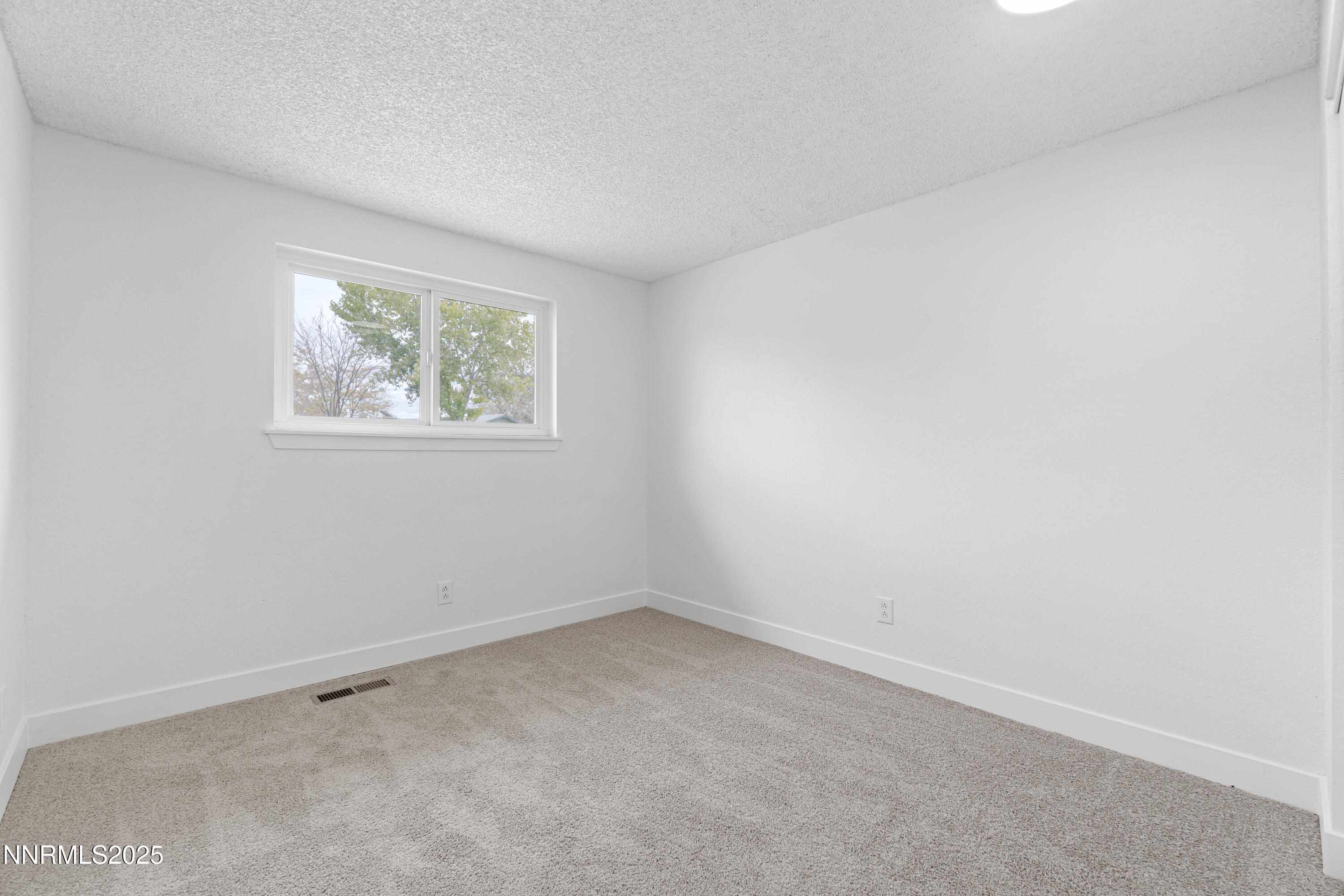 829 Sunset Drive Property Photo 19