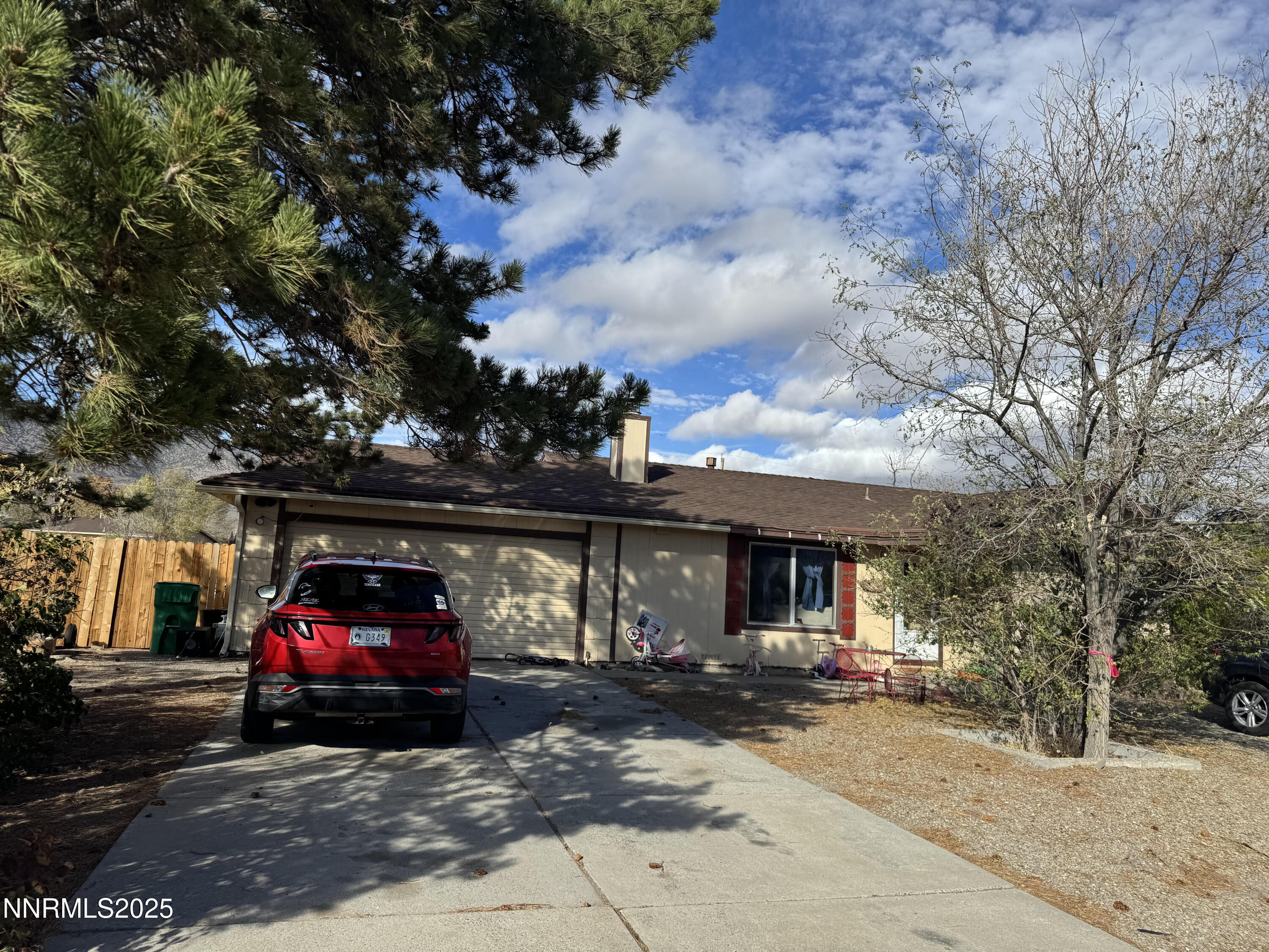 237 Ring Road Property Photo 1