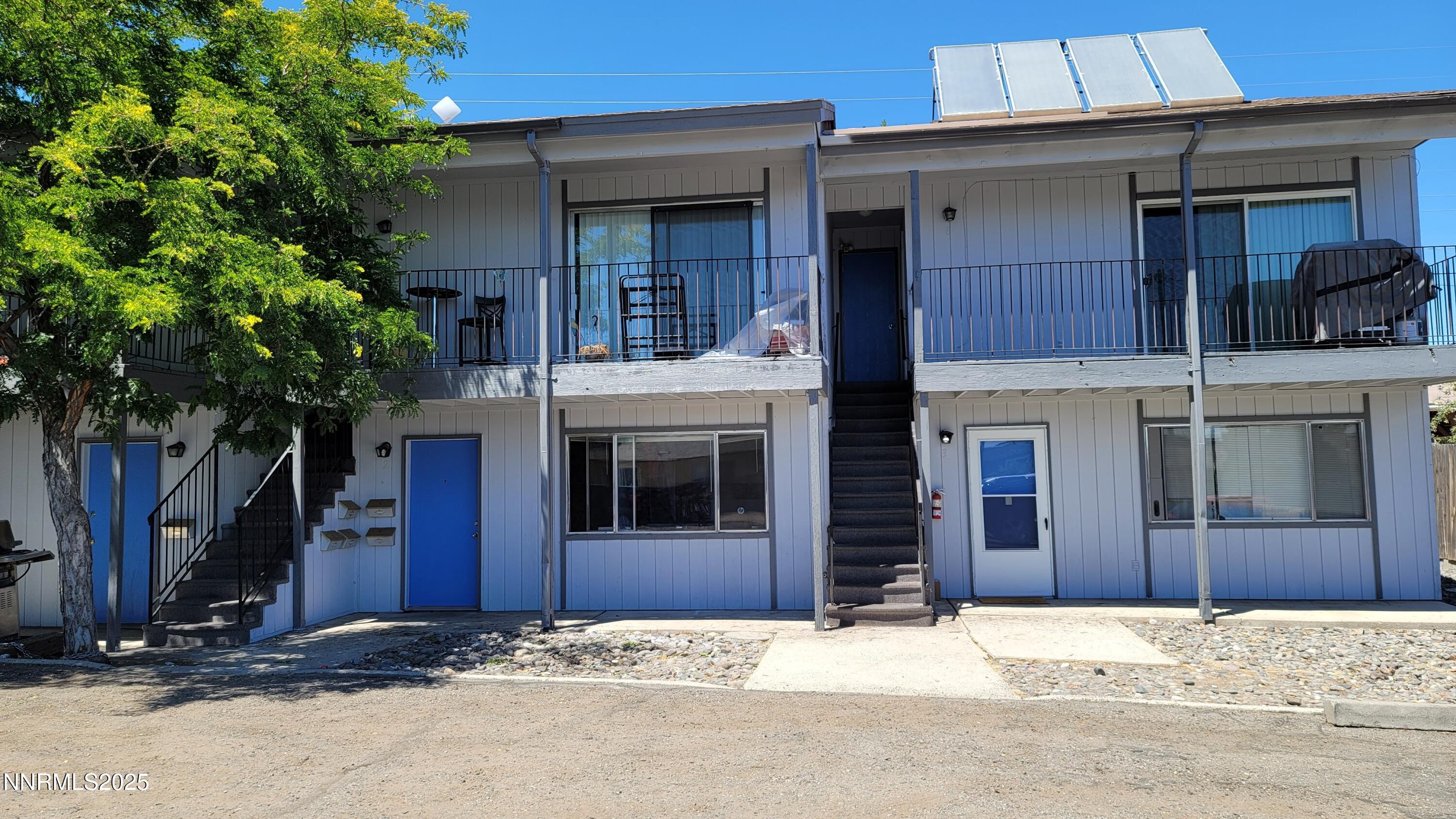 1385 W 6th Street Property Photo 1