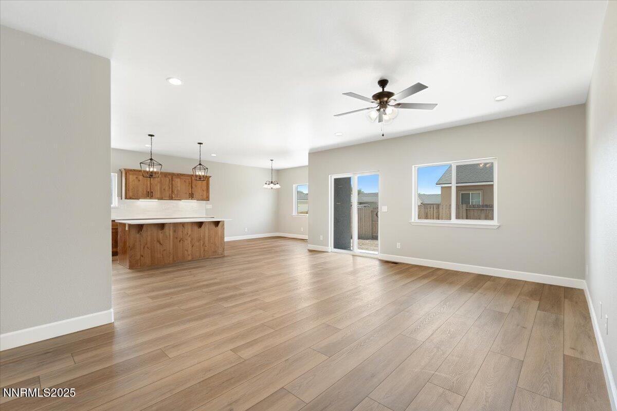 882 Great Basin Lane Property Photo 9