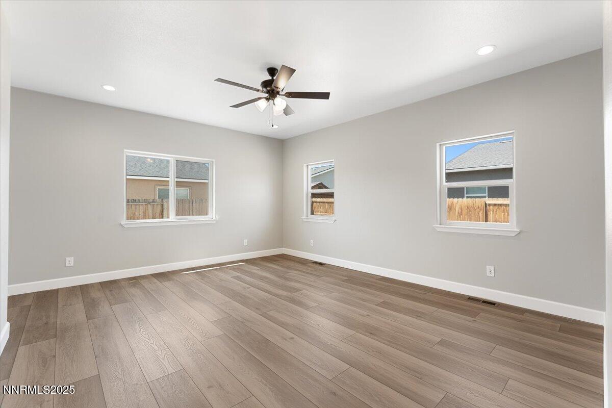 882 Great Basin Lane Property Photo 26