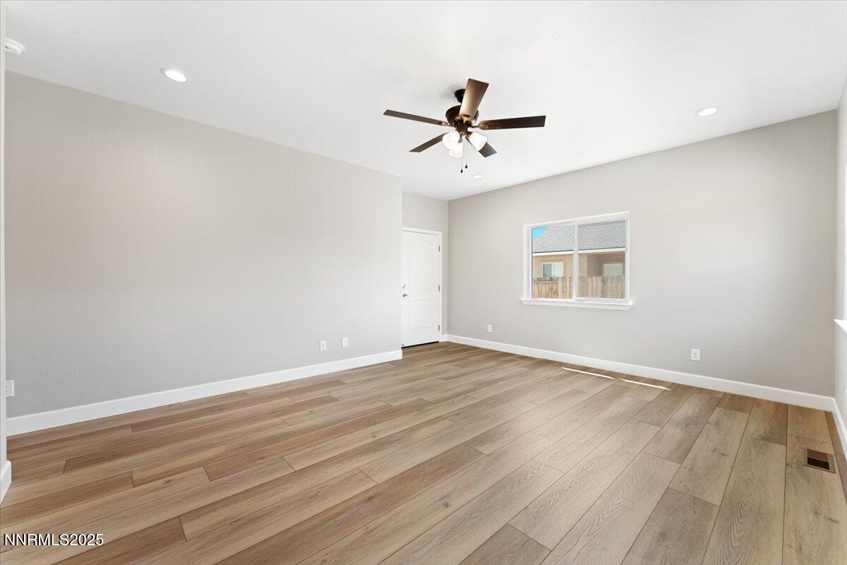 882 Great Basin Lane Property Photo 29