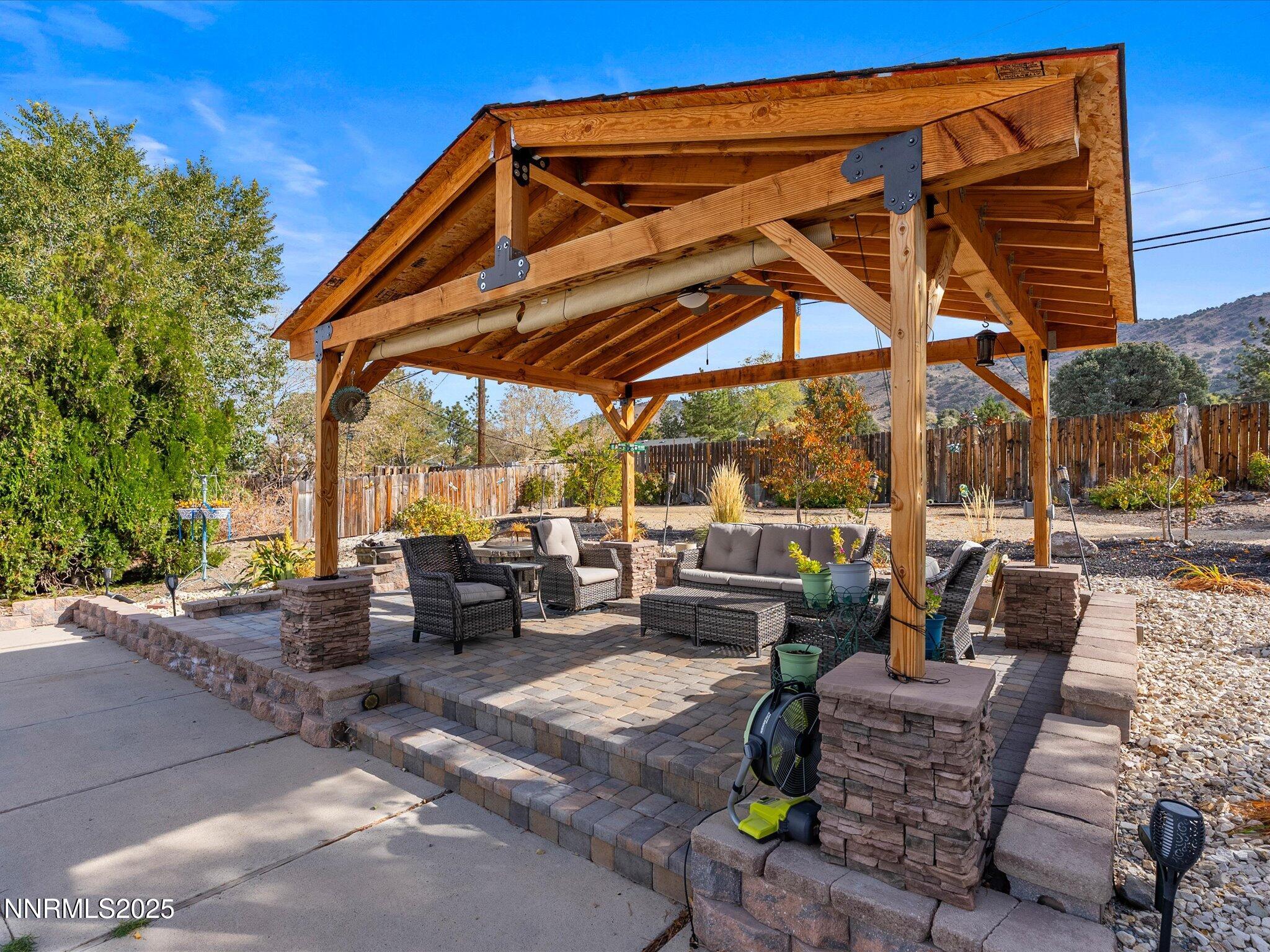 13840 Chamy Drive Property Photo 6