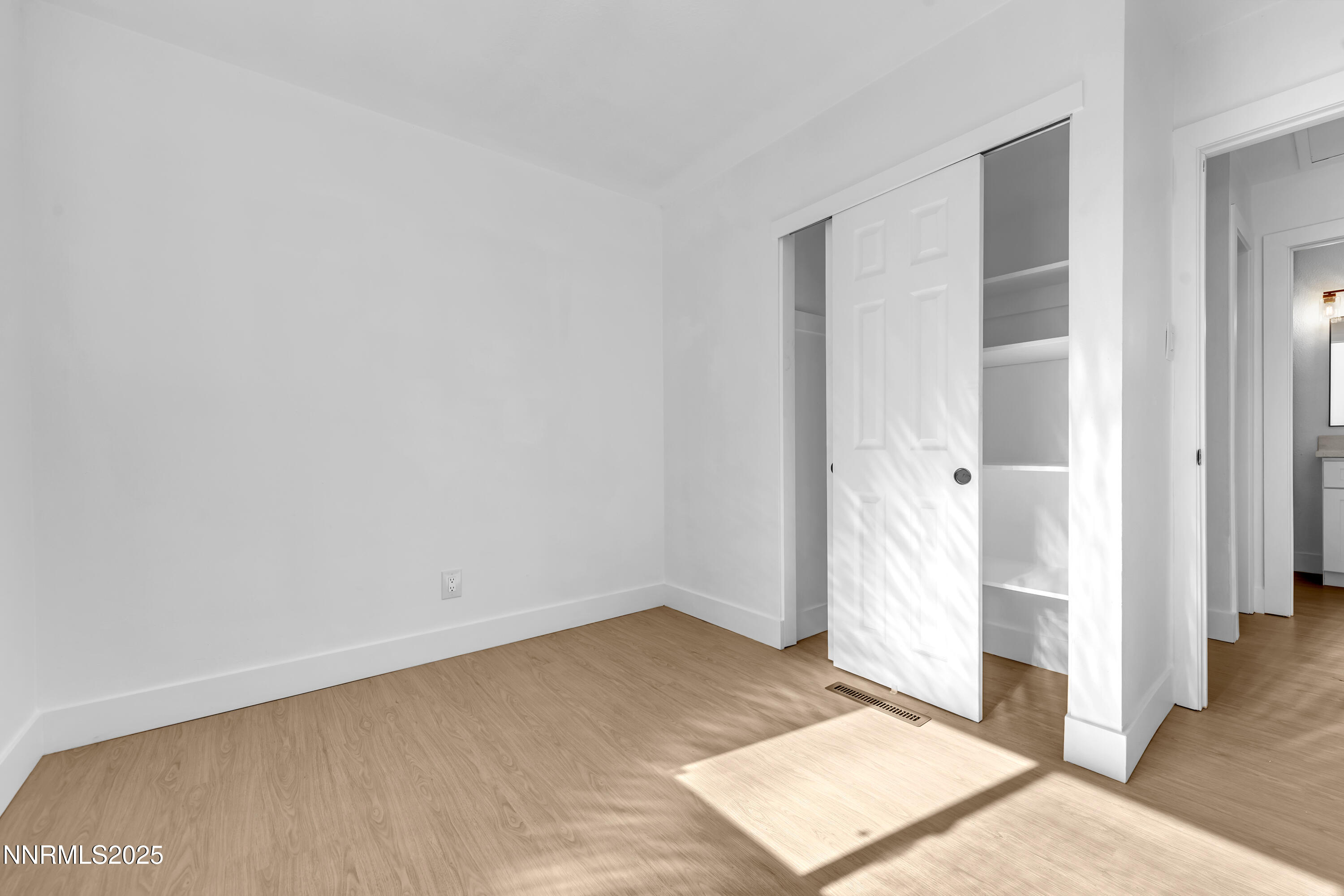 650 Lancaster Drive Property Photo 25