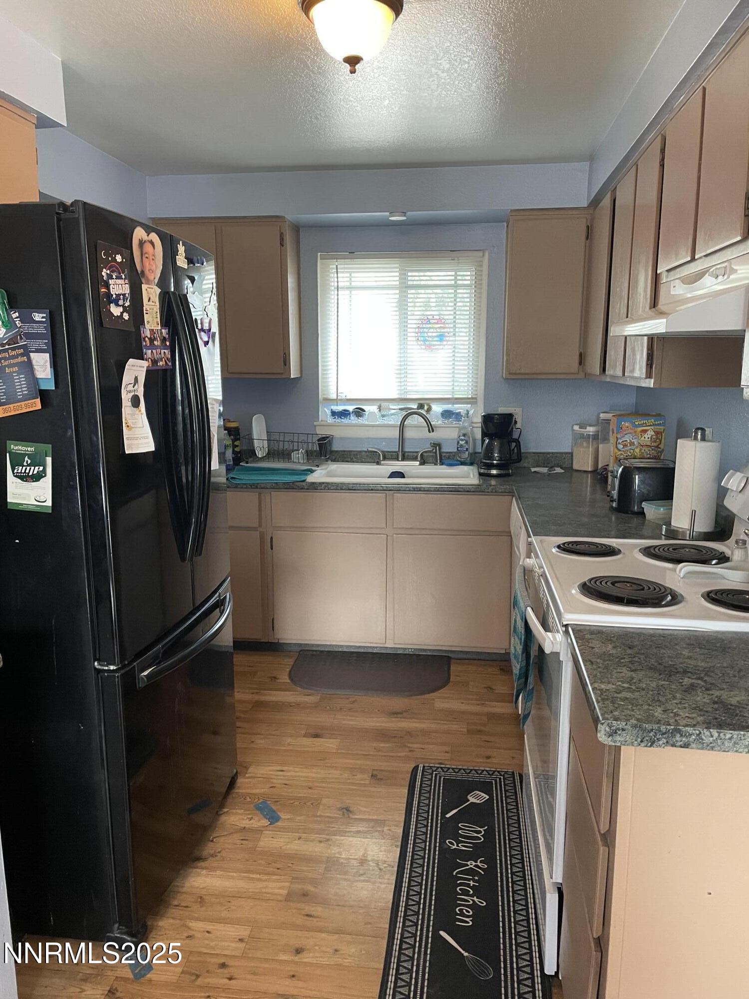 160 Ring Road Property Photo 6