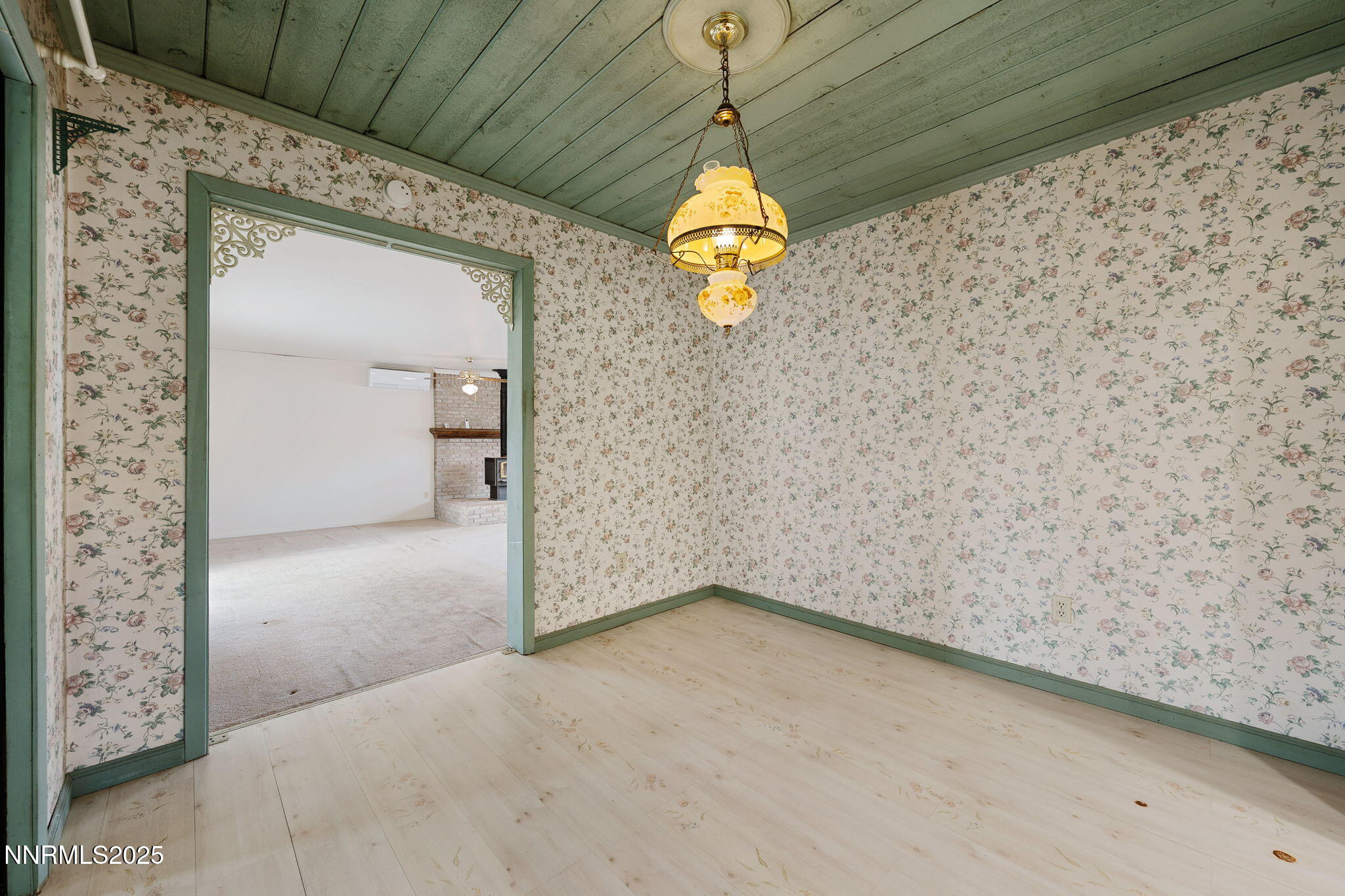 450 E Marsh Road Property Photo 20