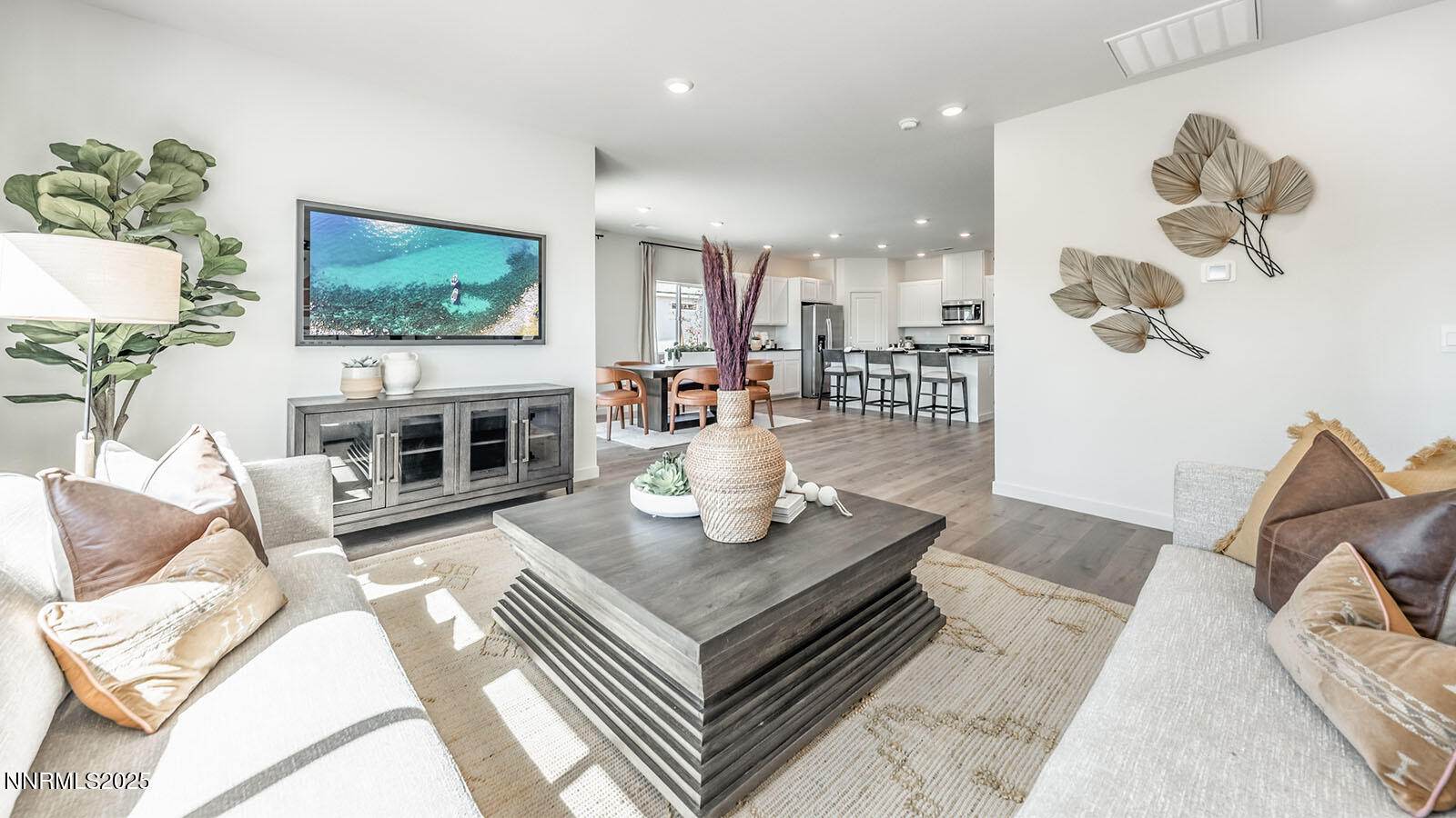 4535 Mifflin Street Property Photo 16