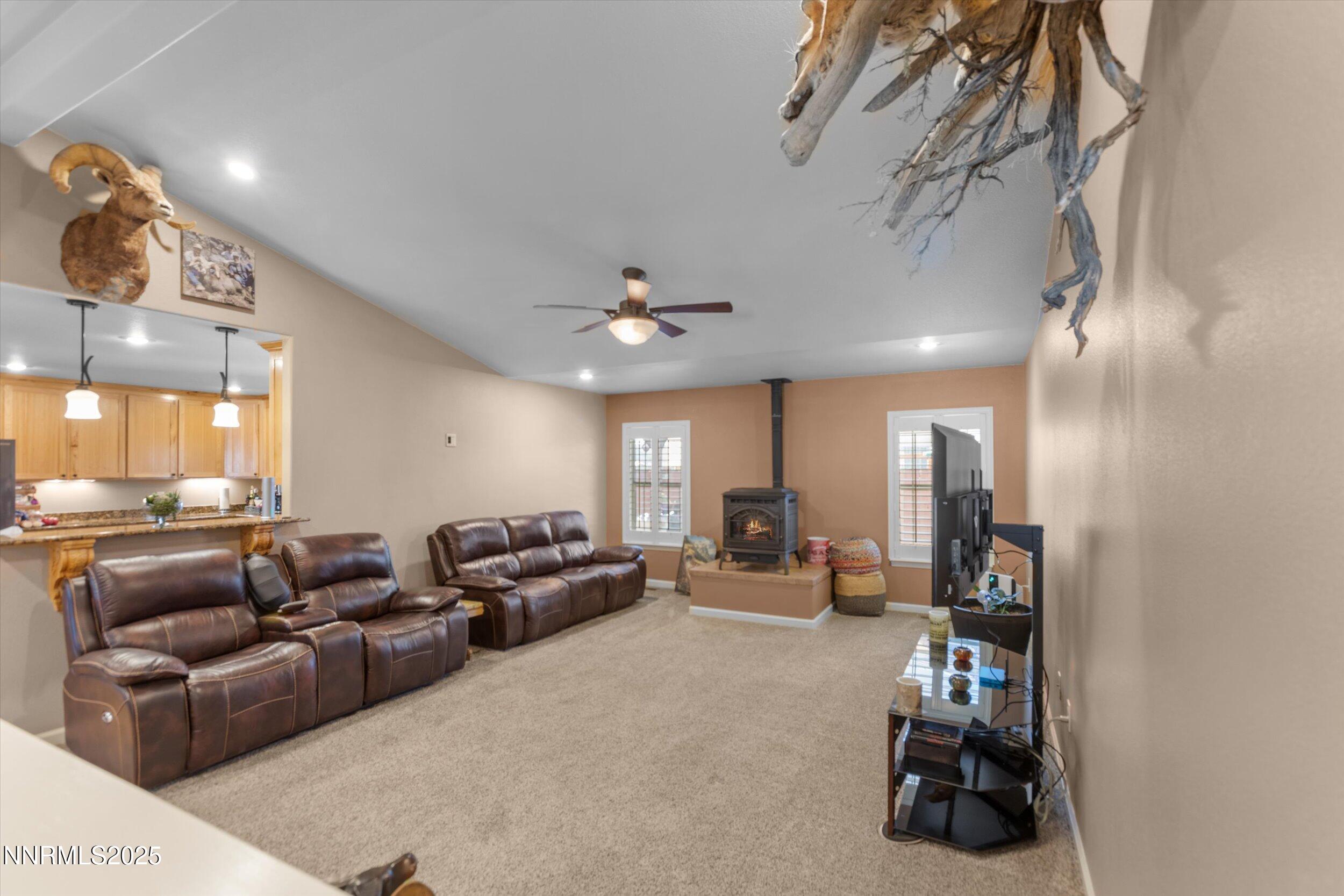 405 Cornerstone Court Property Photo 8