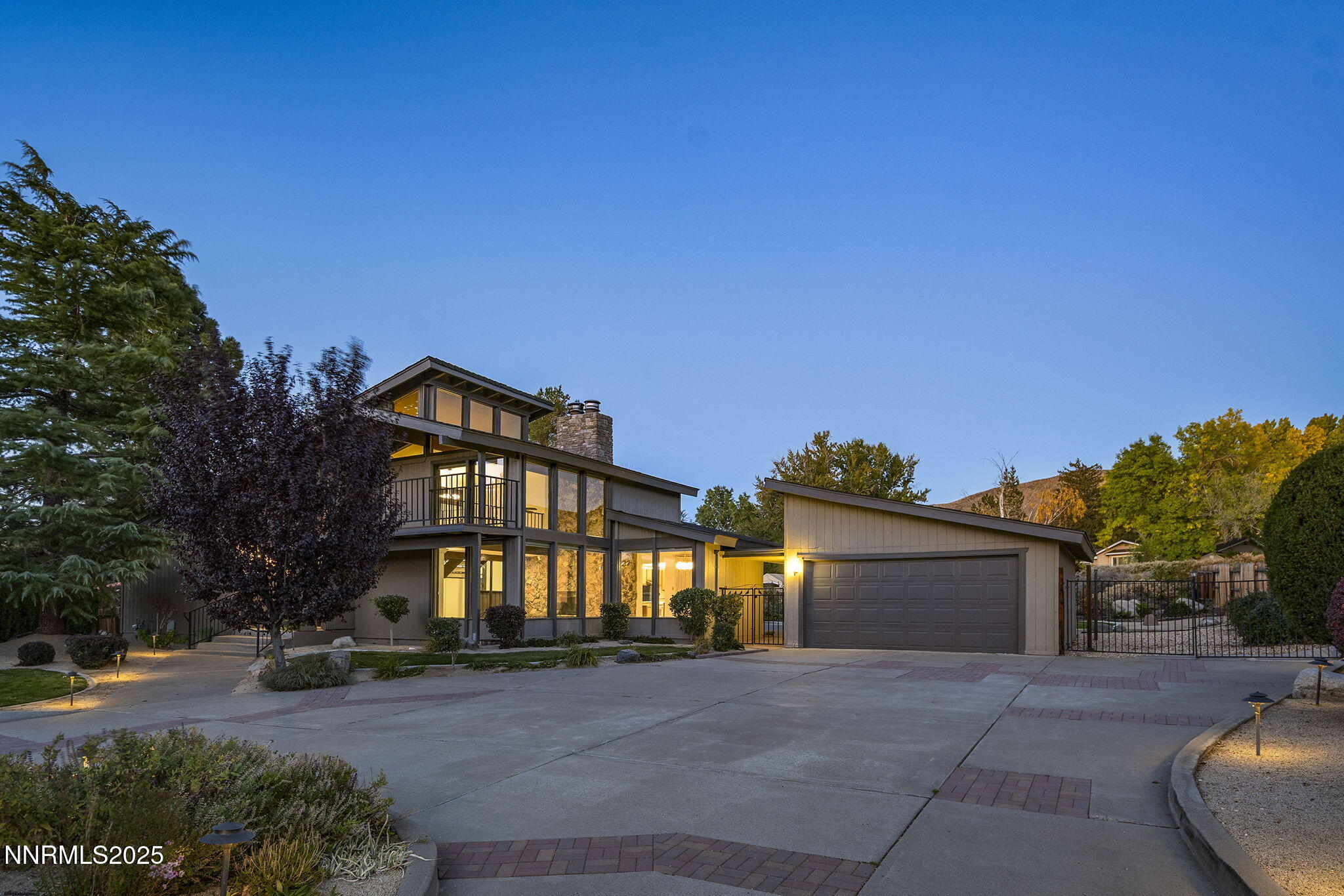 3290 Penfield Circle Property Photo 3