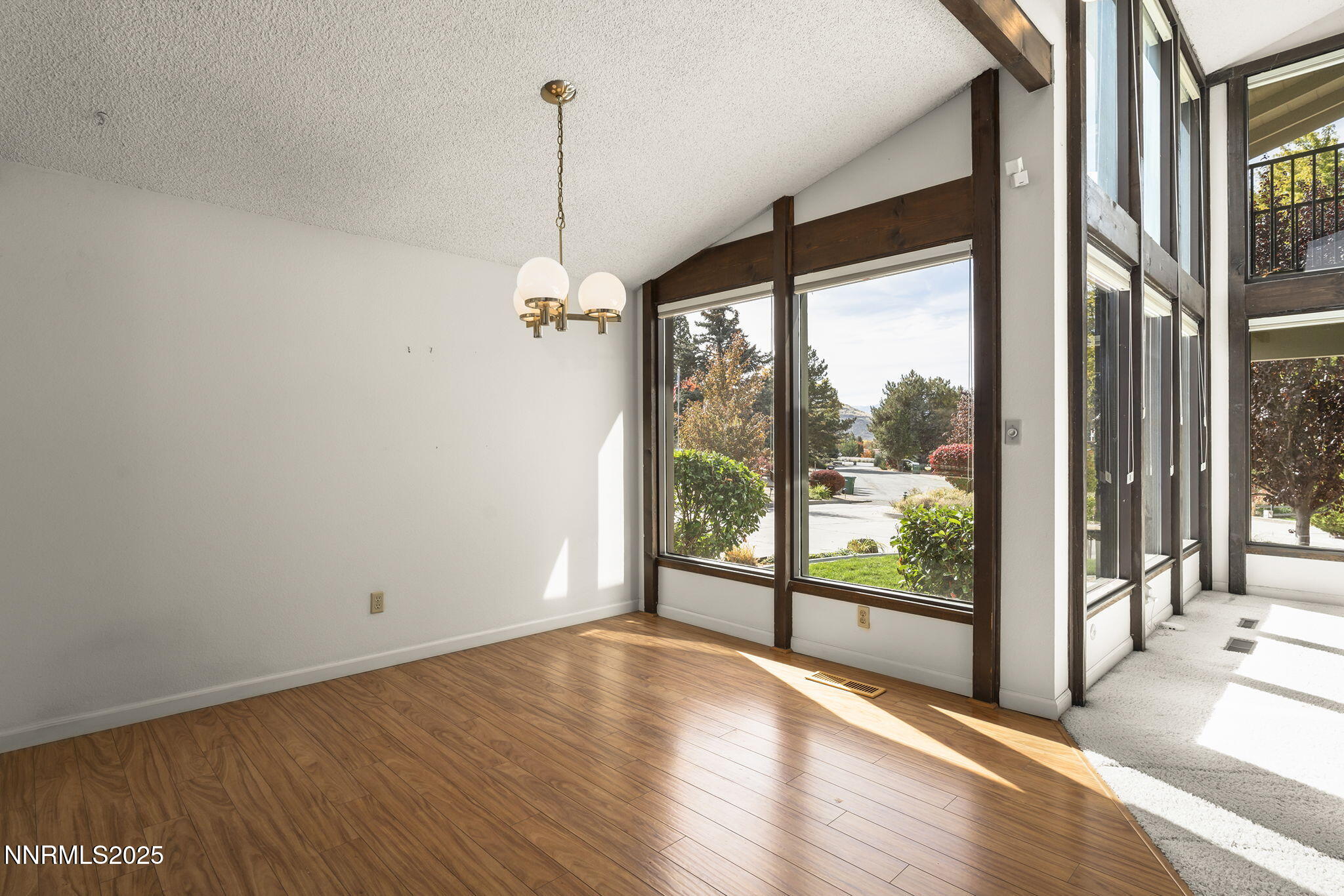 3290 Penfield Circle Property Photo 11