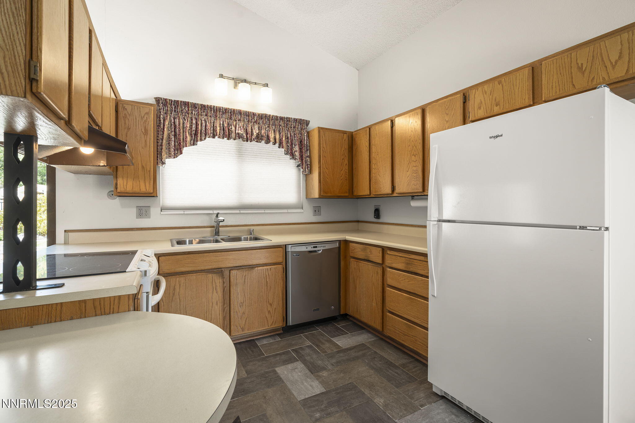 3290 Penfield Circle Property Photo 15