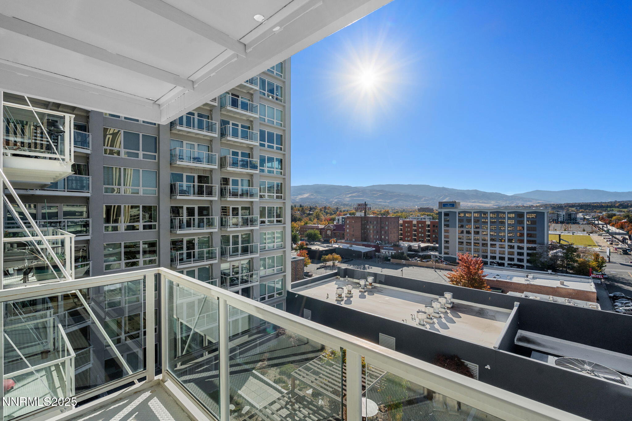 255 N Sierra Street Property Photo 26