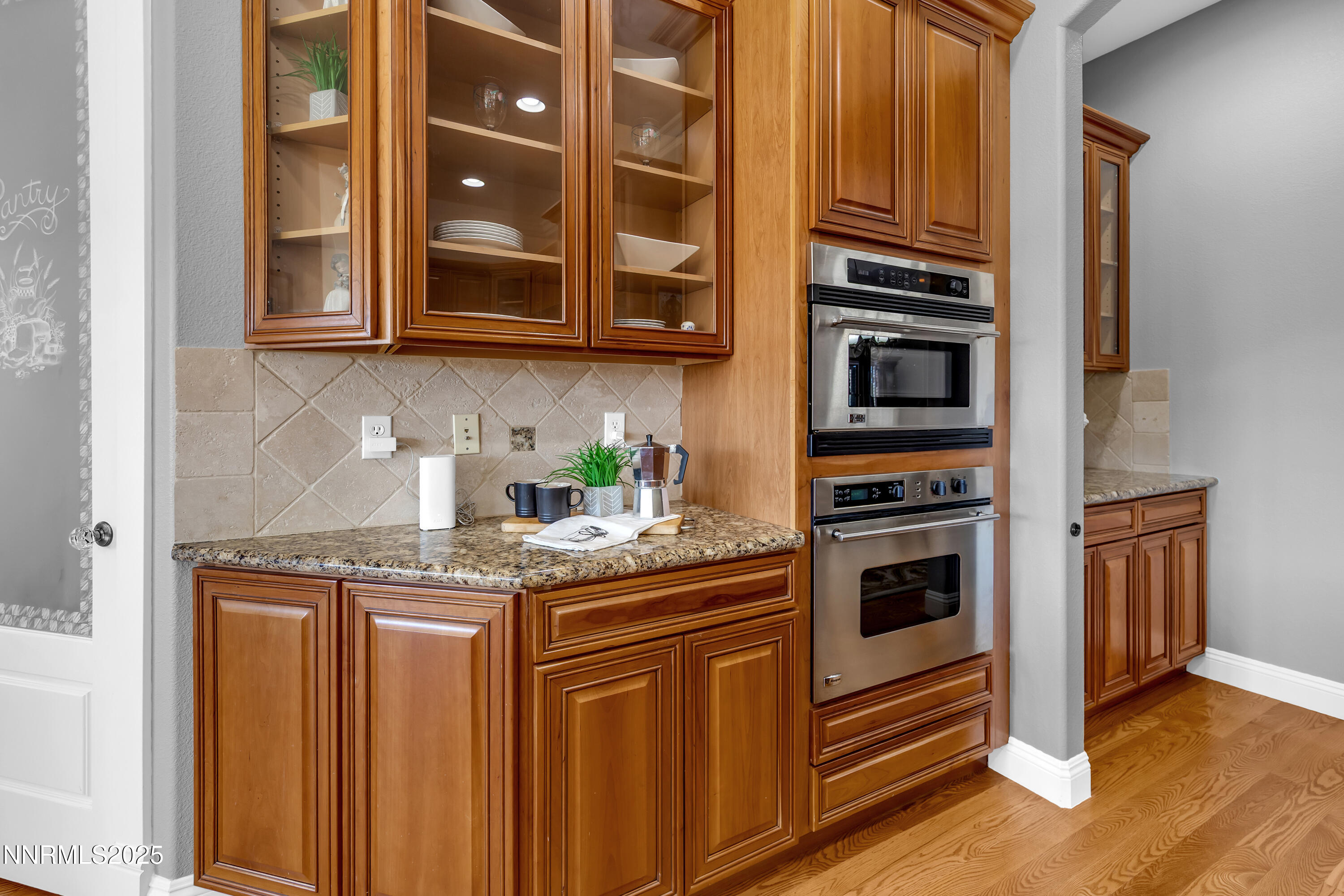 6970 Island Queen Court Property Photo 17