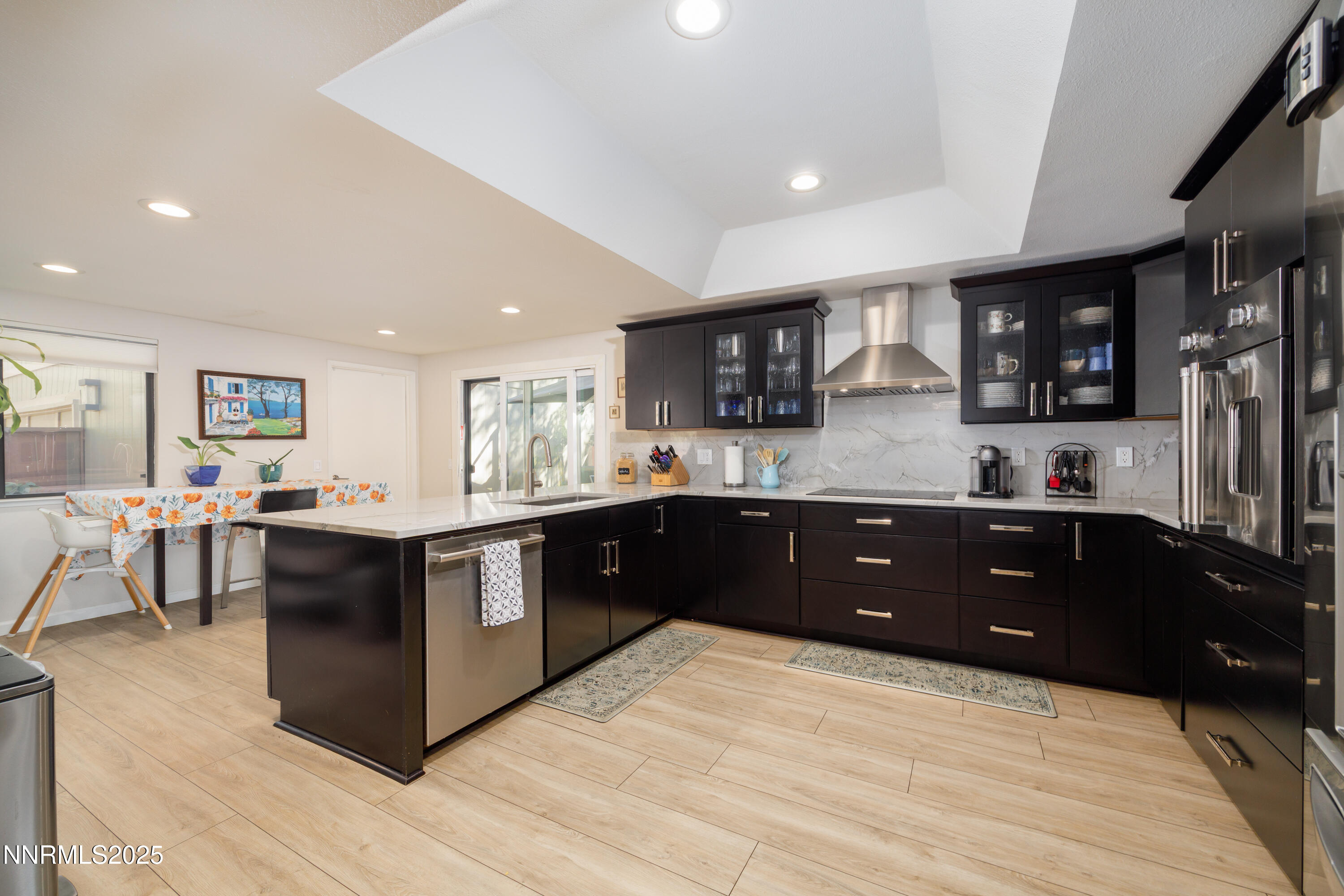 615 E Riverview Circle Property Photo 7