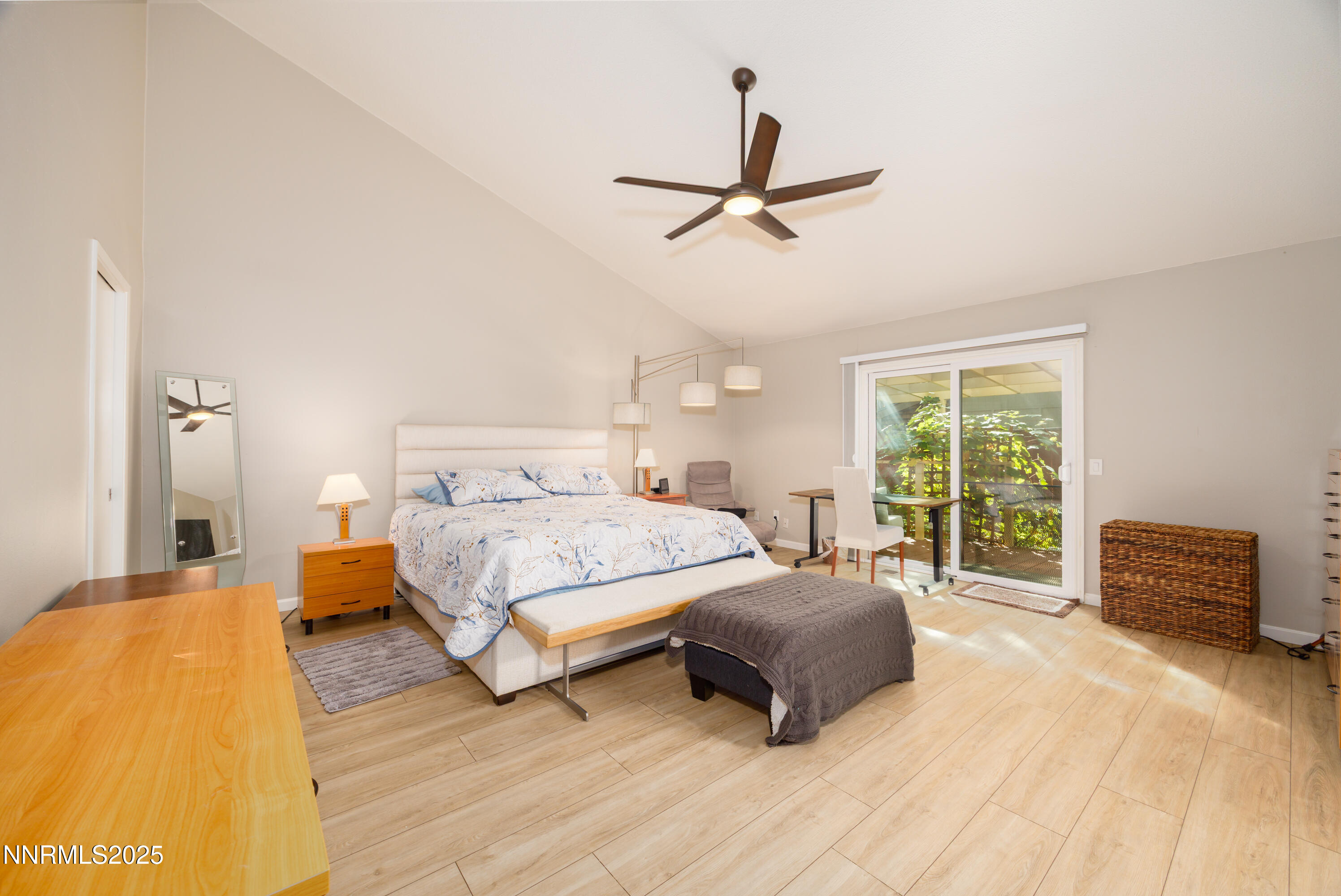 615 E Riverview Circle Property Photo 13