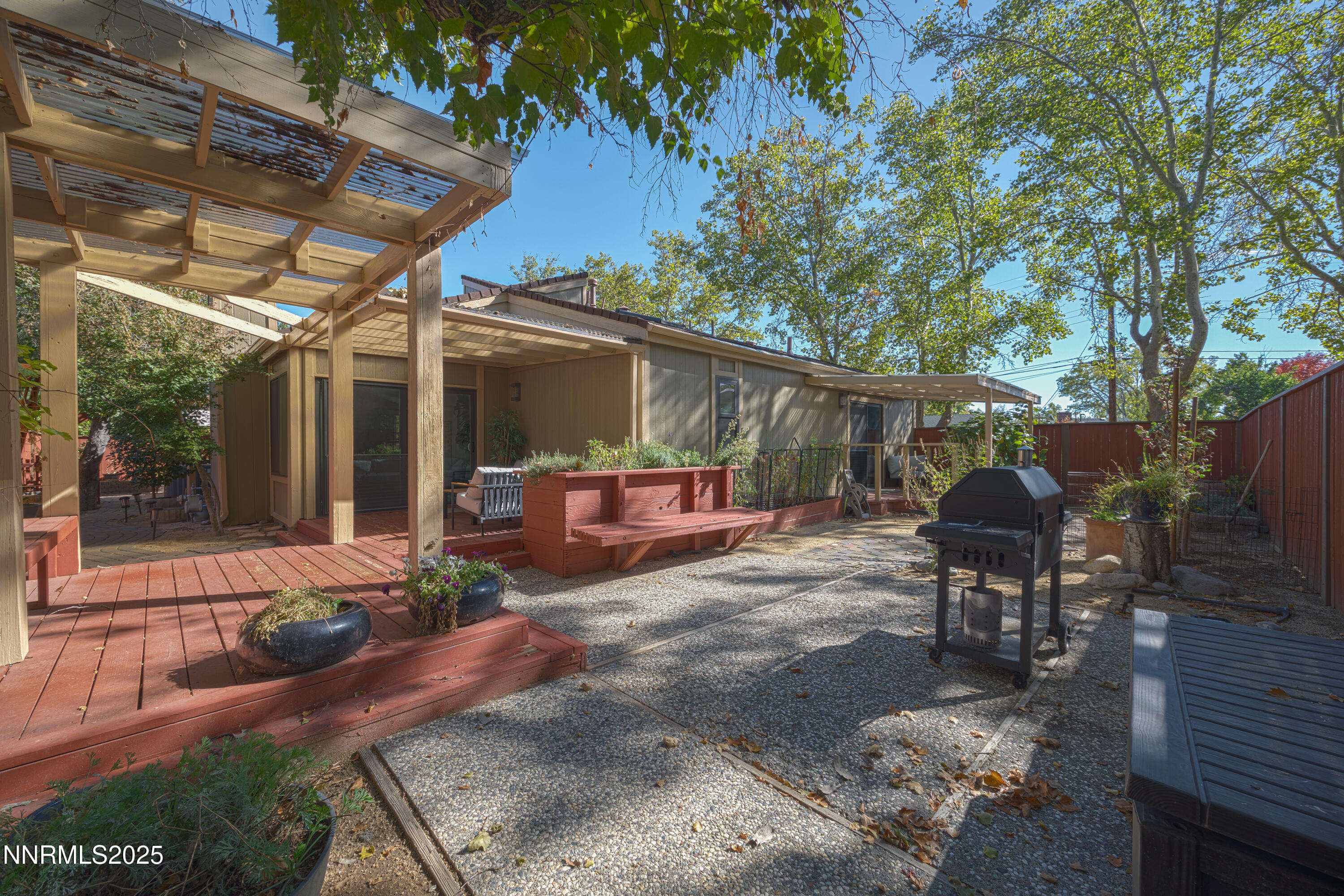 615 E Riverview Circle Property Photo 25