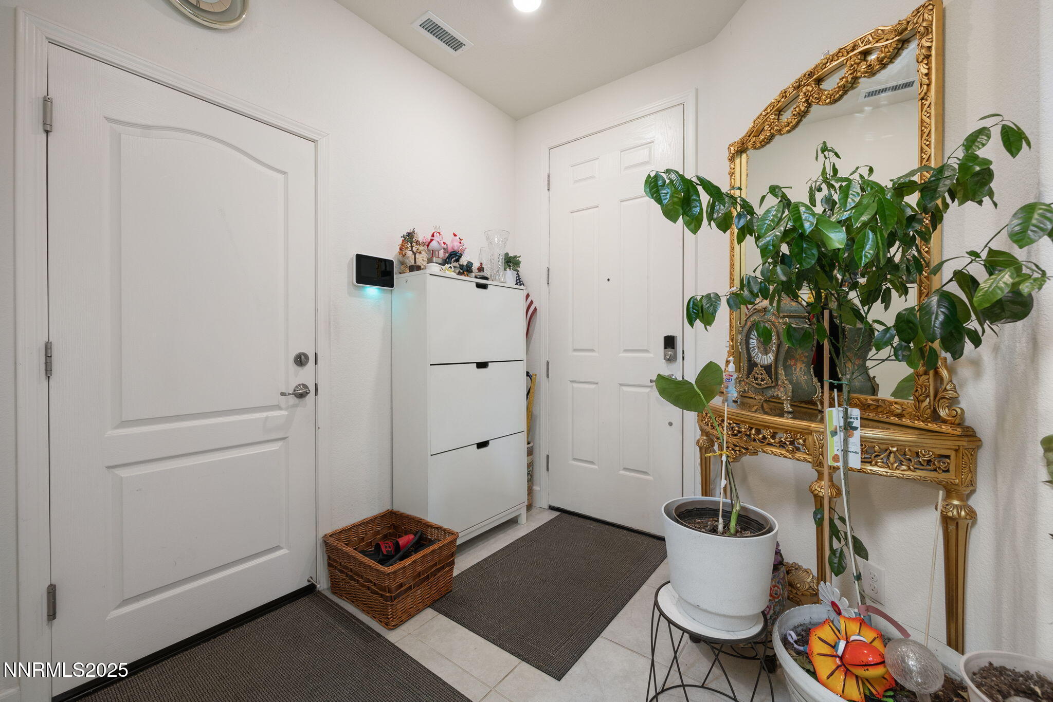 3215 Pantheon Drive Property Photo 5