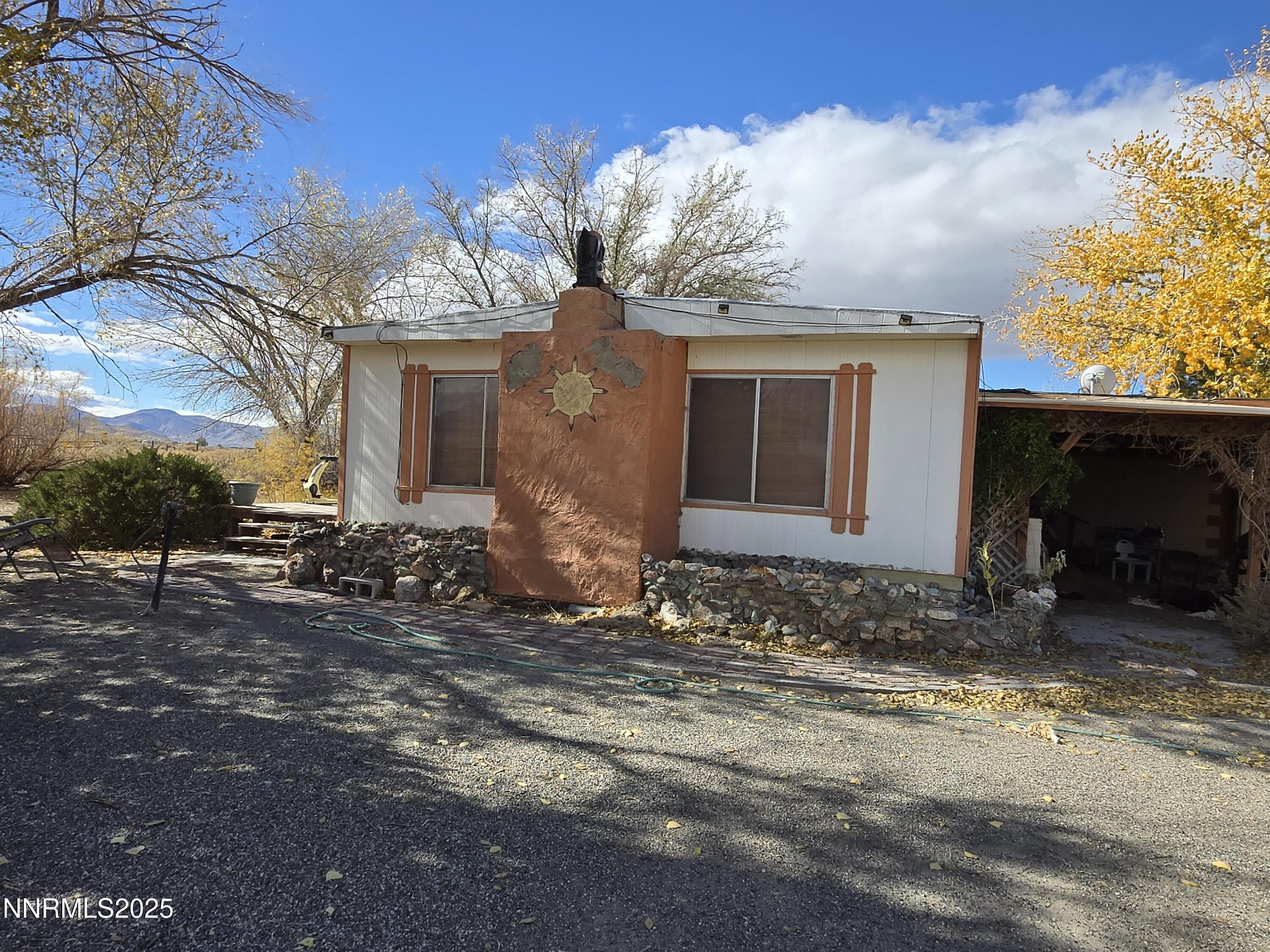 14 Yermo Property Photo 1