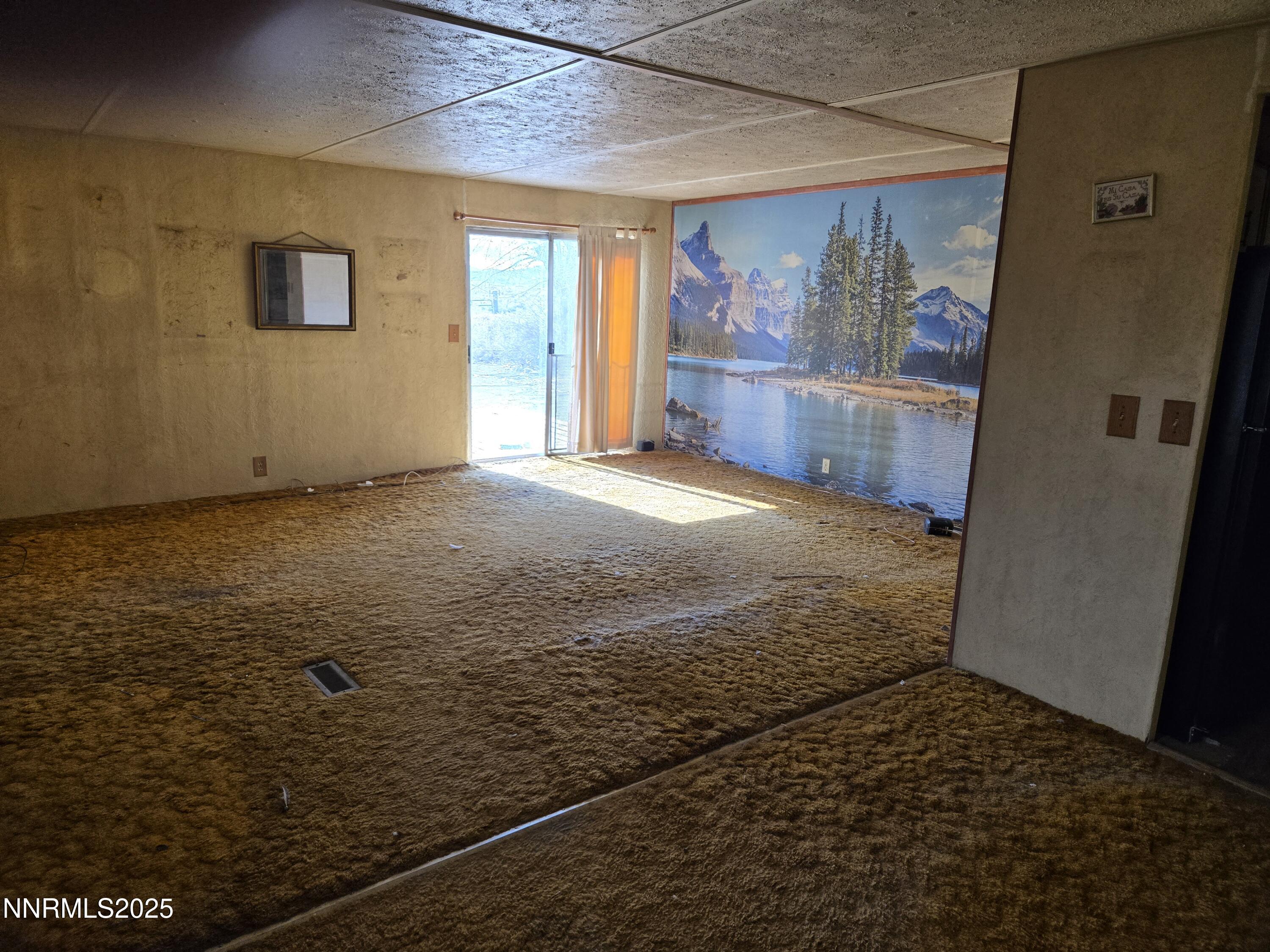14 Yermo Property Photo 8