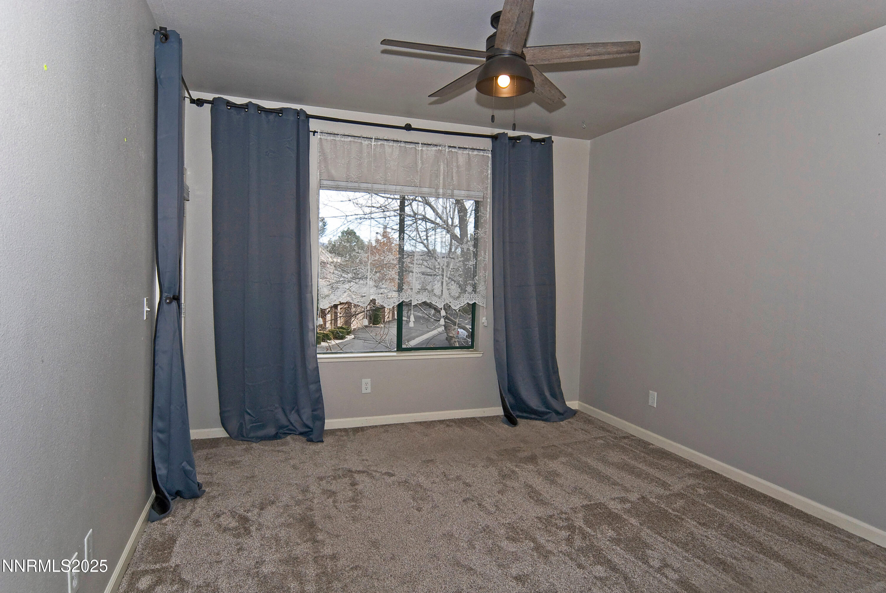900 S Meadows Parkway 3522 Property Photo 3