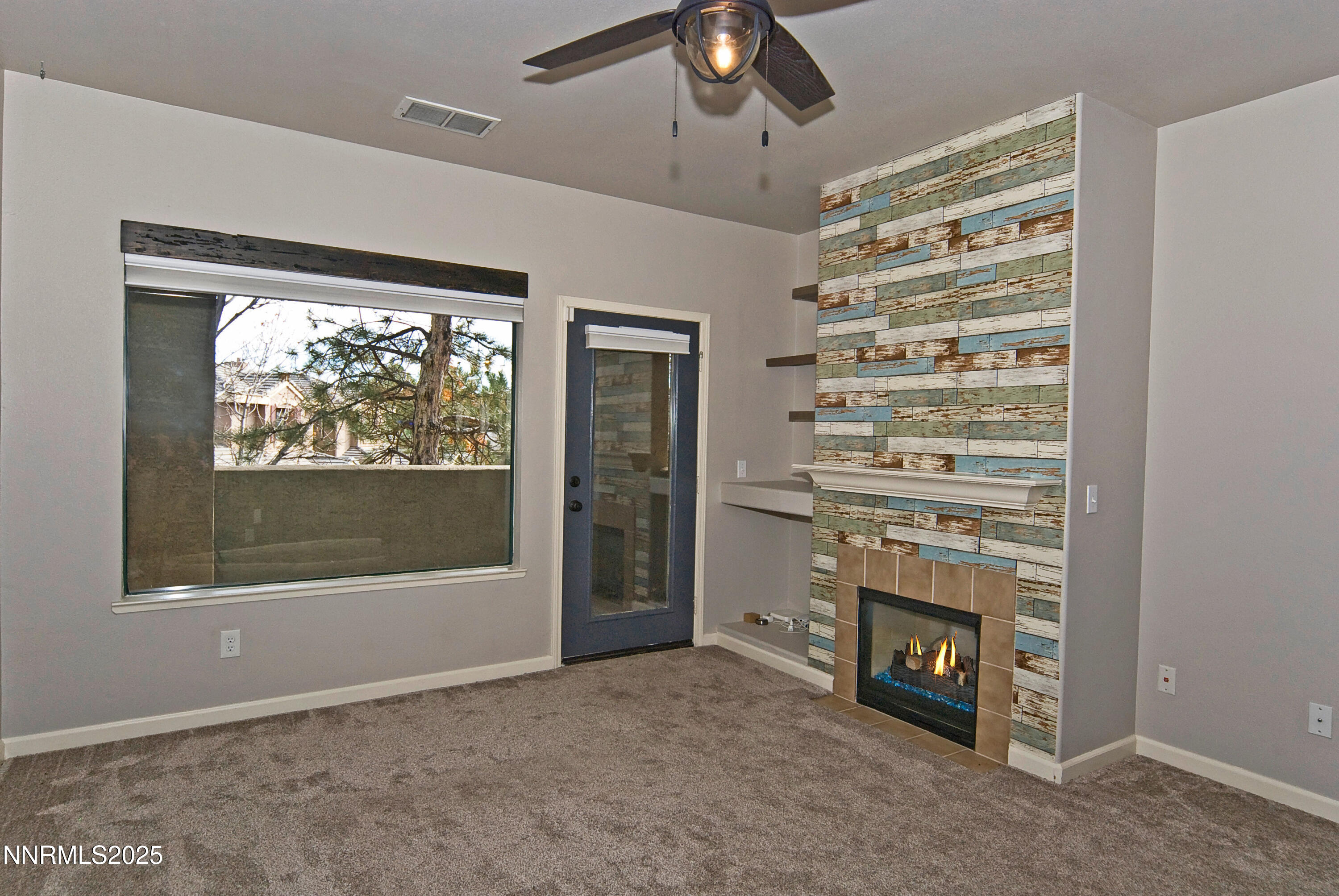 900 S Meadows Parkway 3522 Property Photo 6