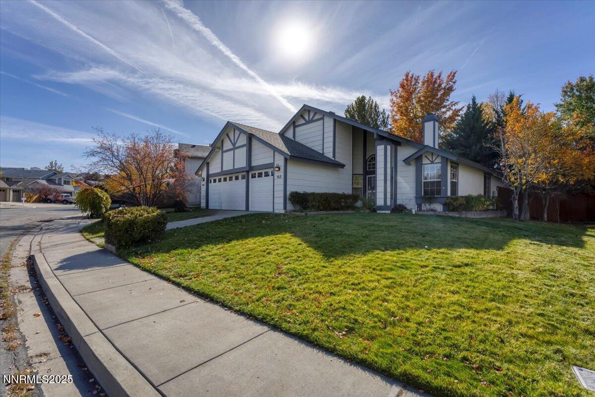 4434 Whitney Circle Property Photo 1