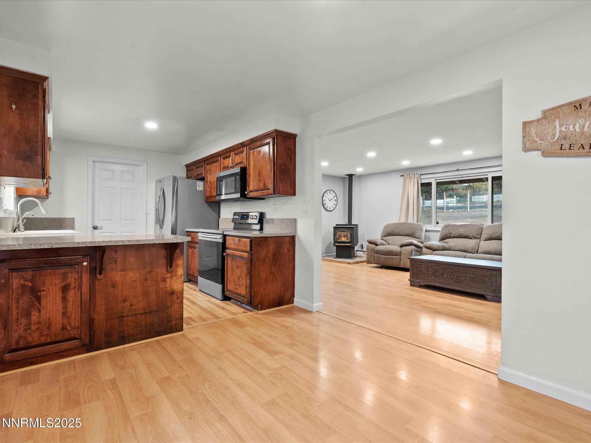 20890 Eaton Road Property Photo 8