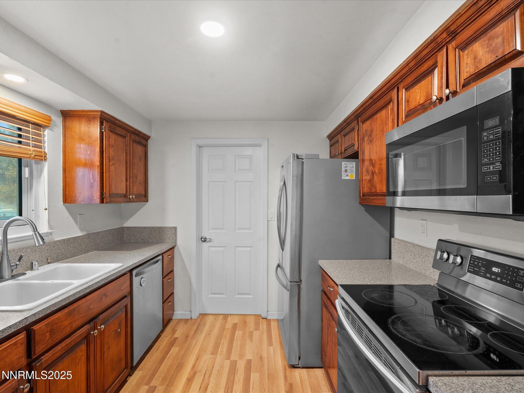 20890 Eaton Road Property Photo 11
