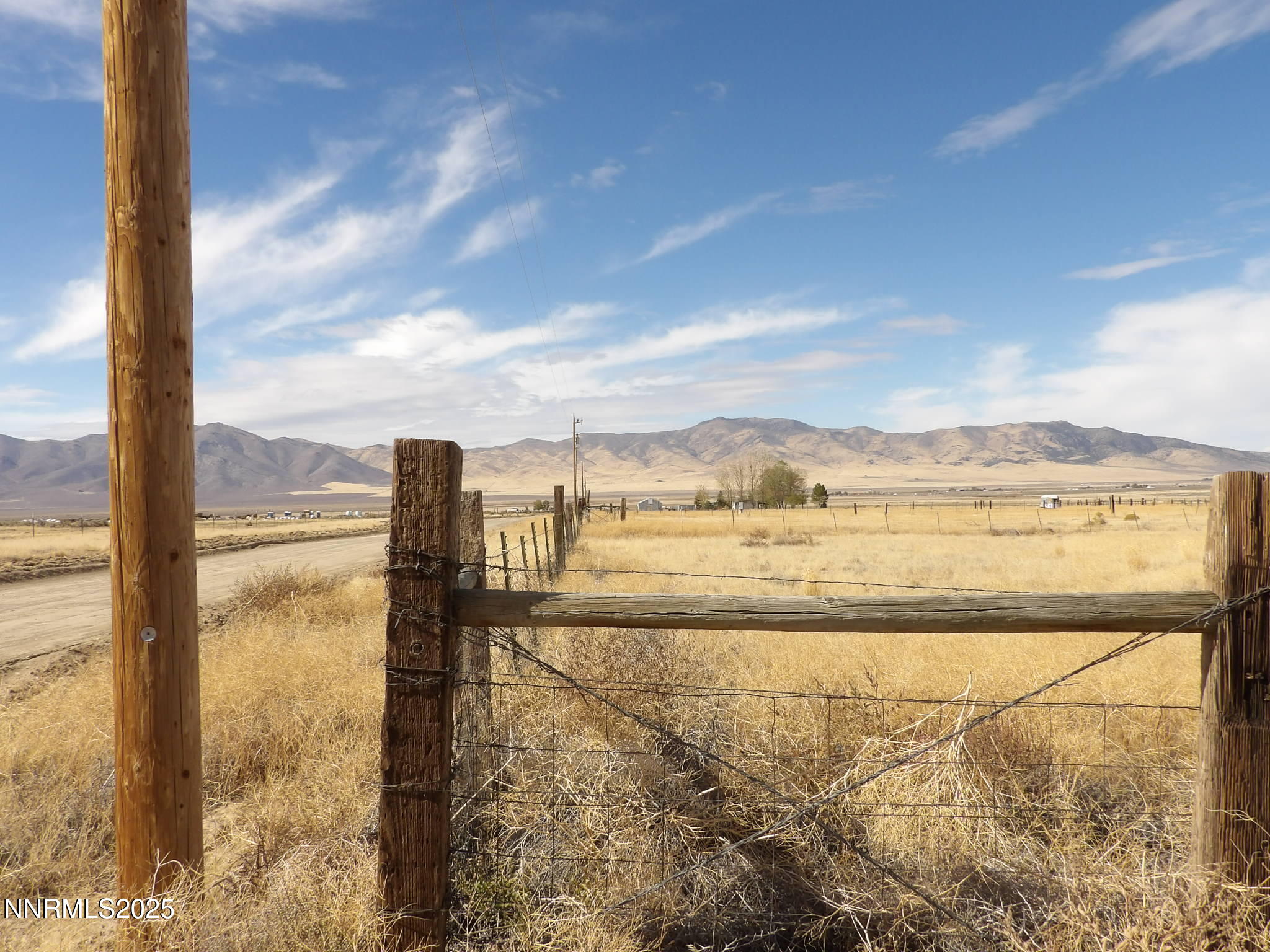 15948 S Grass Valley Road Property Photo 3