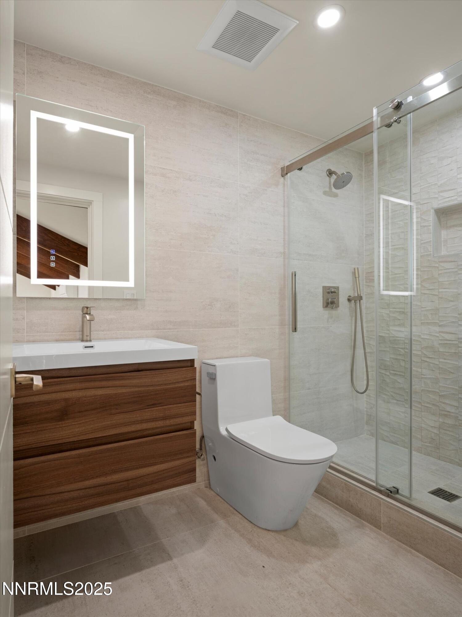 396 Sherwood Drive Property Photo 6