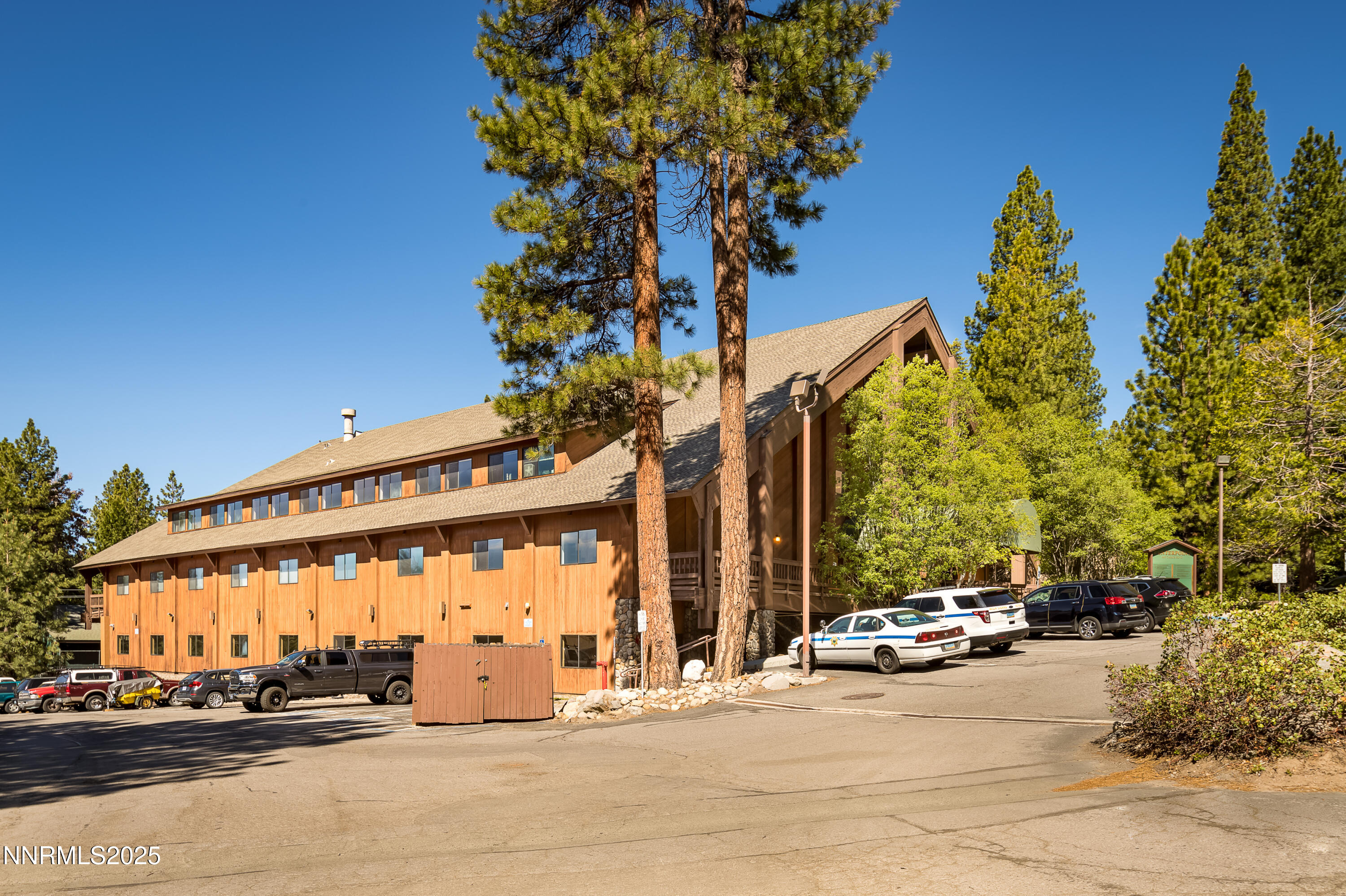 865 Tahoe Boulevard Property Photo 3